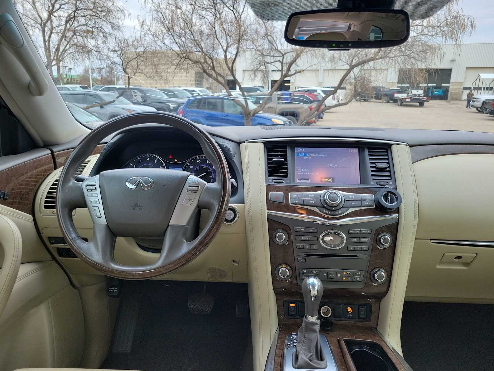 Thumbnail: 2017 INFINITI QX80 - 10