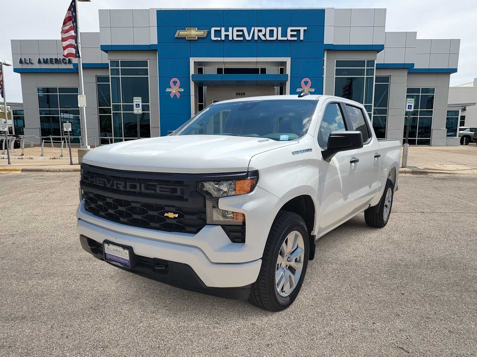 Thumbnail: 2026 Chevrolet Silverado 1500 - 1