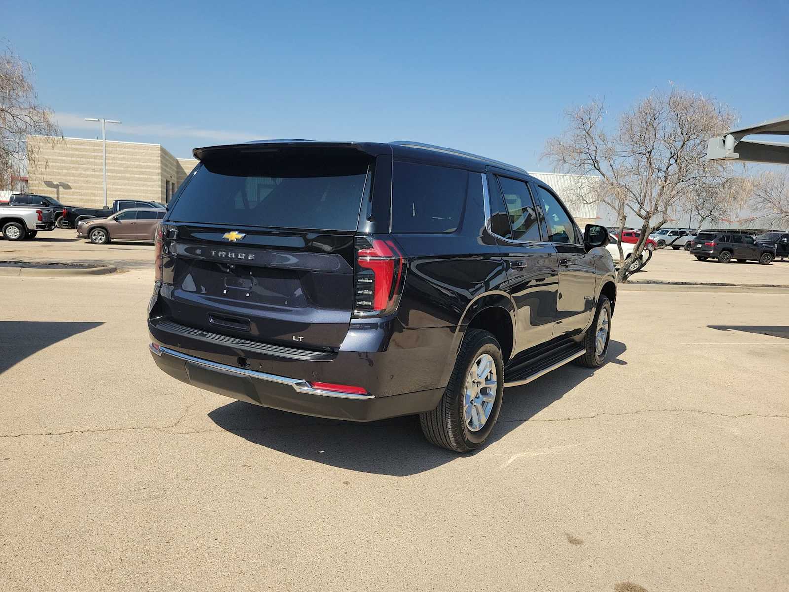 Thumbnail: 2025 Chevrolet Tahoe - 8