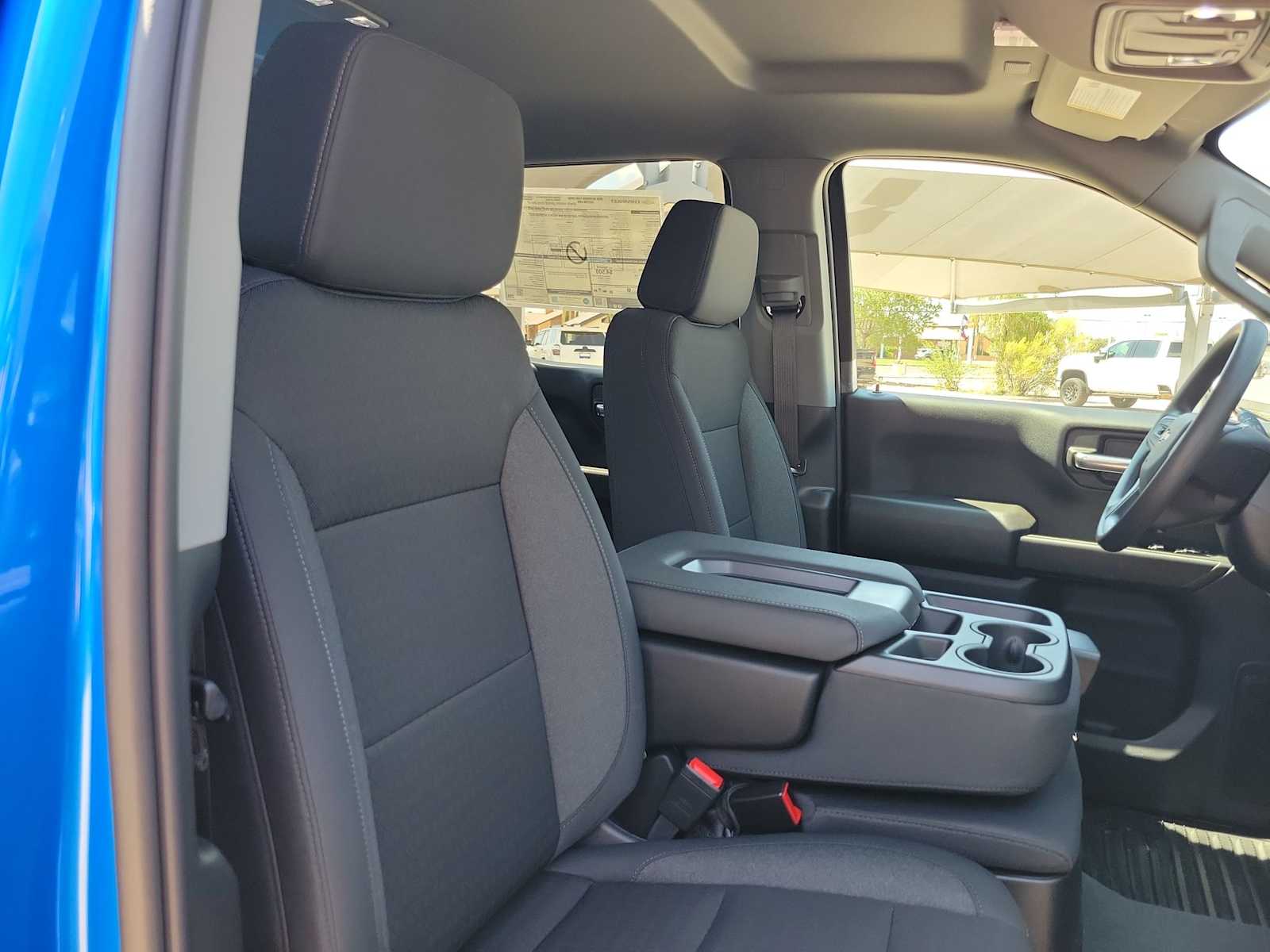 Thumbnail: 2026 Chevrolet Silverado 1500 - 14