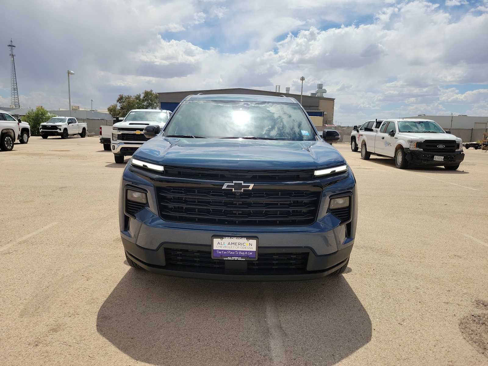 Thumbnail: 2026 Chevrolet Traverse - 3