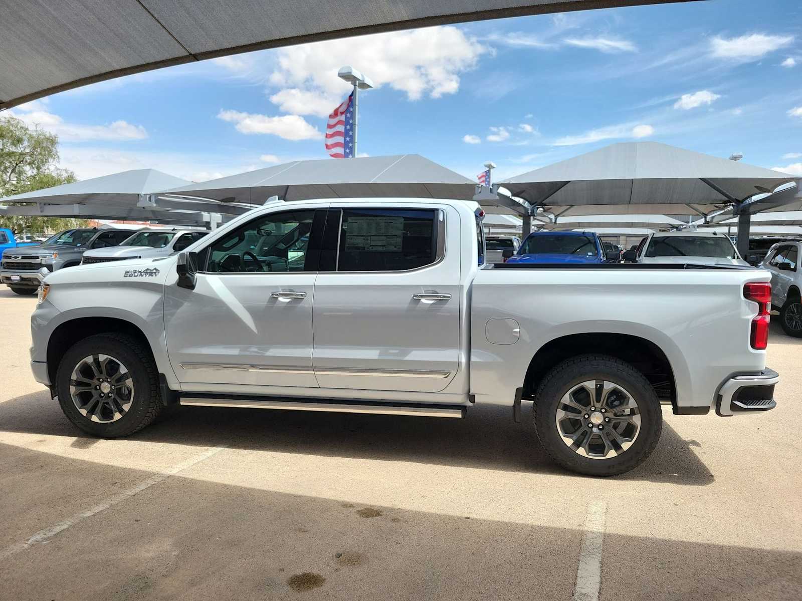 Thumbnail: 2026 Chevrolet Silverado 1500 - 3