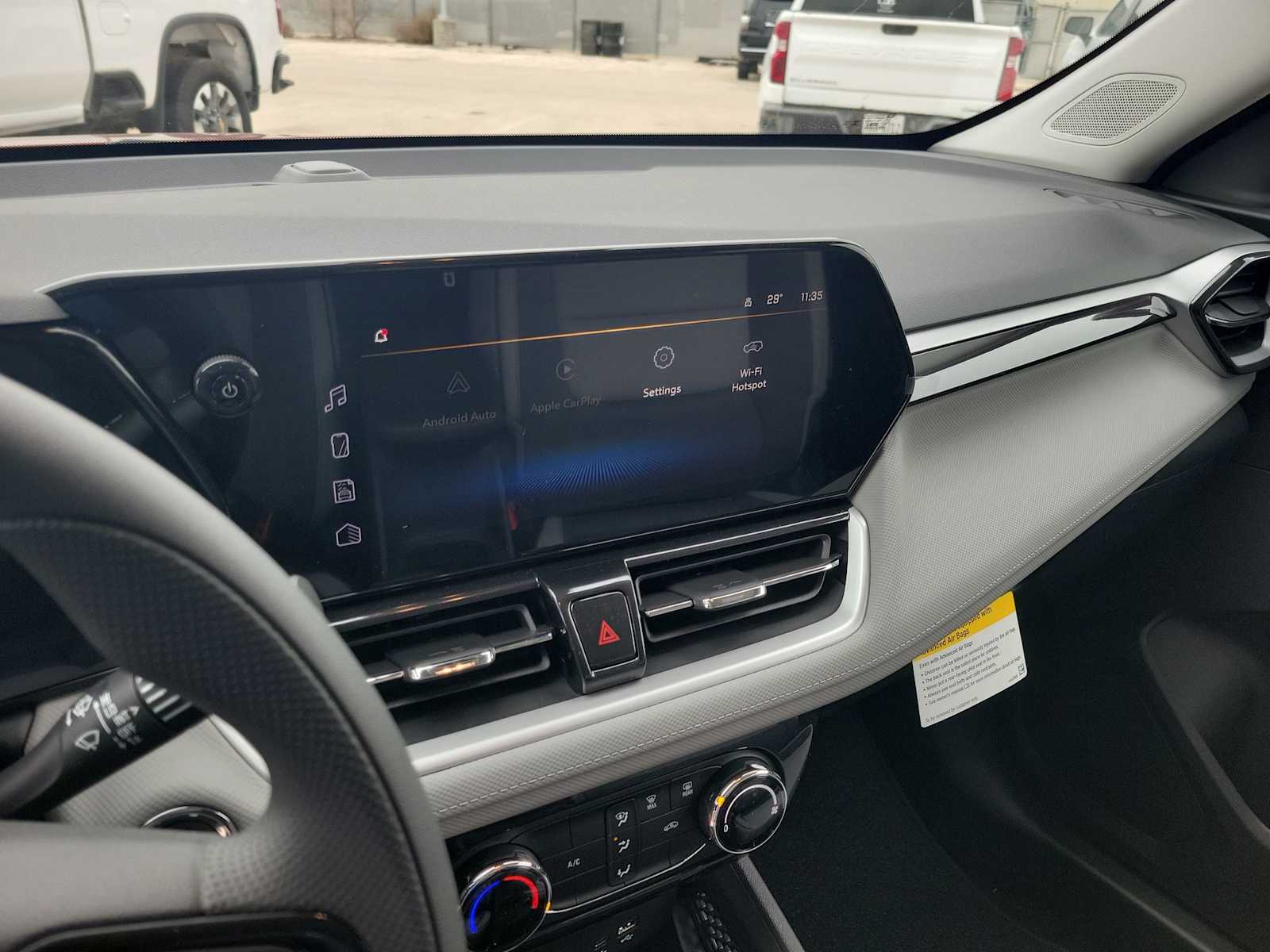 Thumbnail: 2026 Chevrolet TrailBlazer - 16