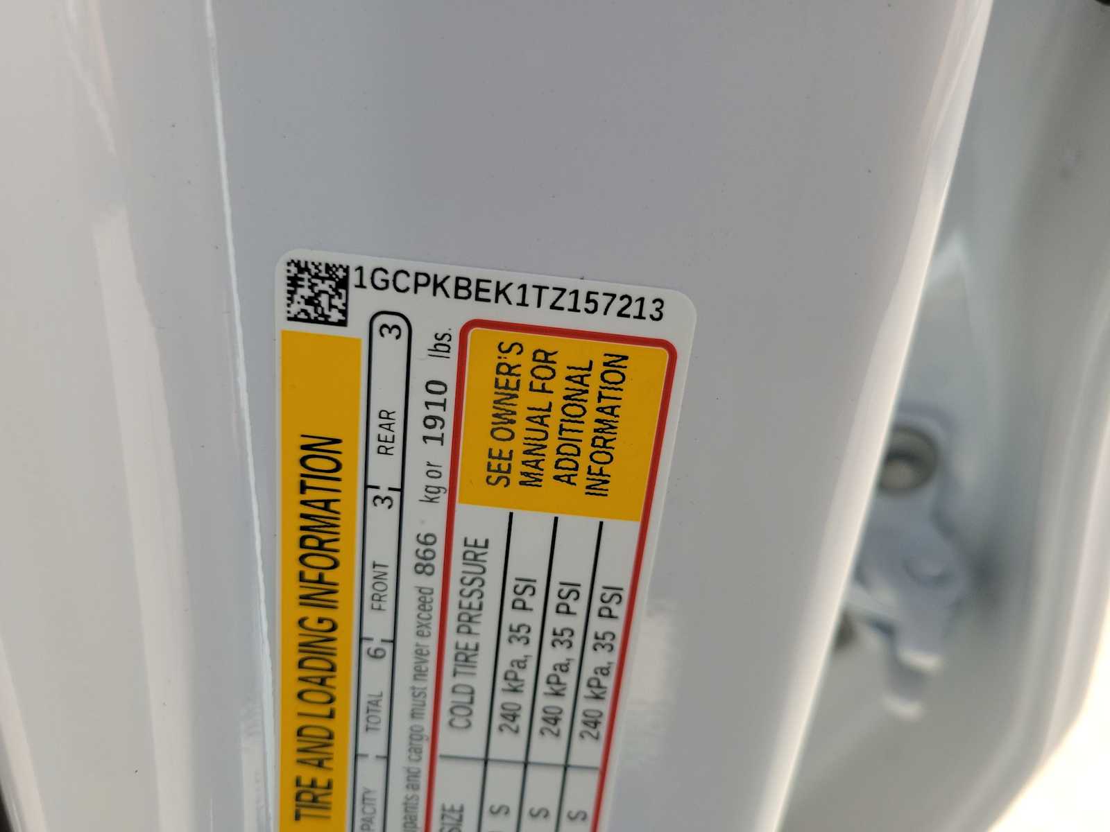 Thumbnail: 2026 Chevrolet Silverado 1500 - 21