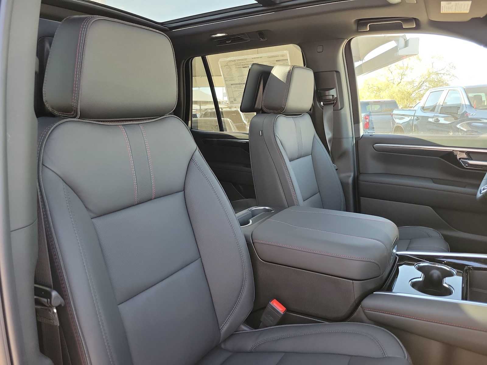 Thumbnail: 2026 Chevrolet Tahoe - 14