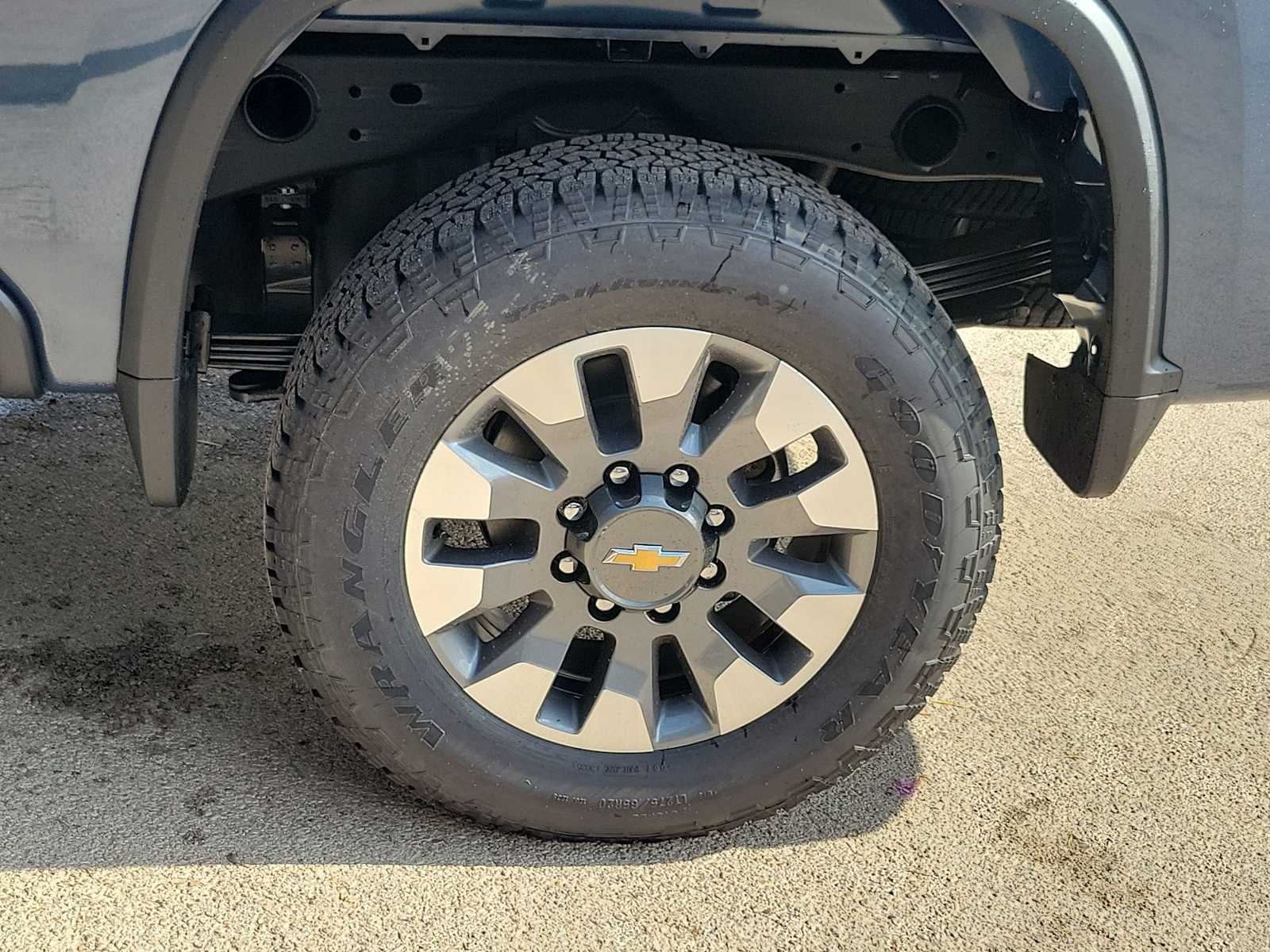 Thumbnail: 2026 Chevrolet Silverado 2500 - 8