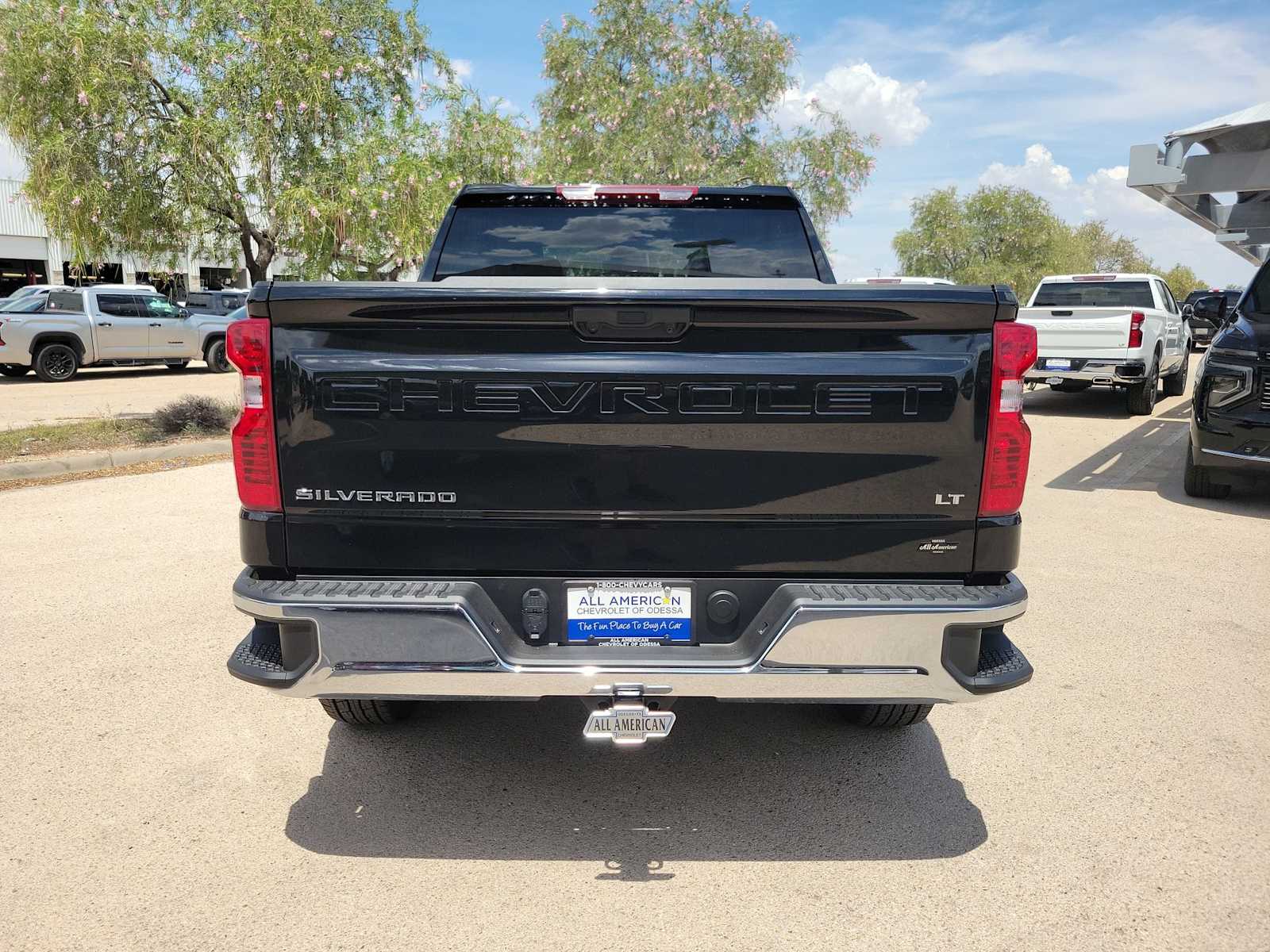 Thumbnail: 2026 Chevrolet Silverado 1500 - 5