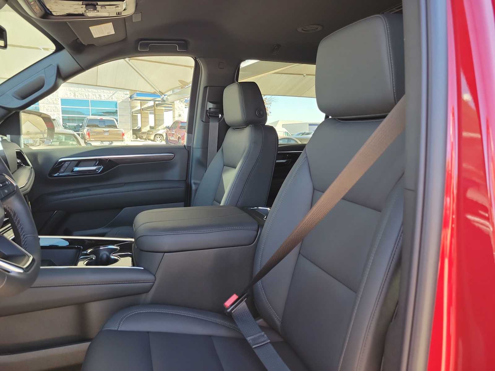 Thumbnail: 2026 Chevrolet Tahoe - 11