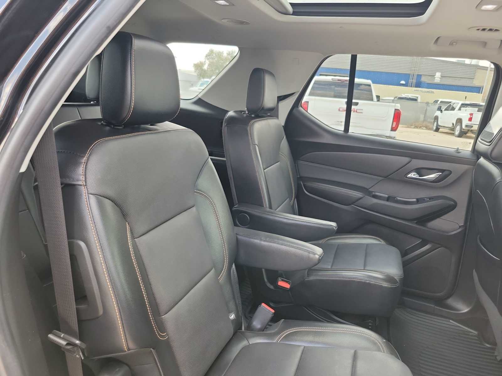 Thumbnail: 2018 Chevrolet Traverse - 13