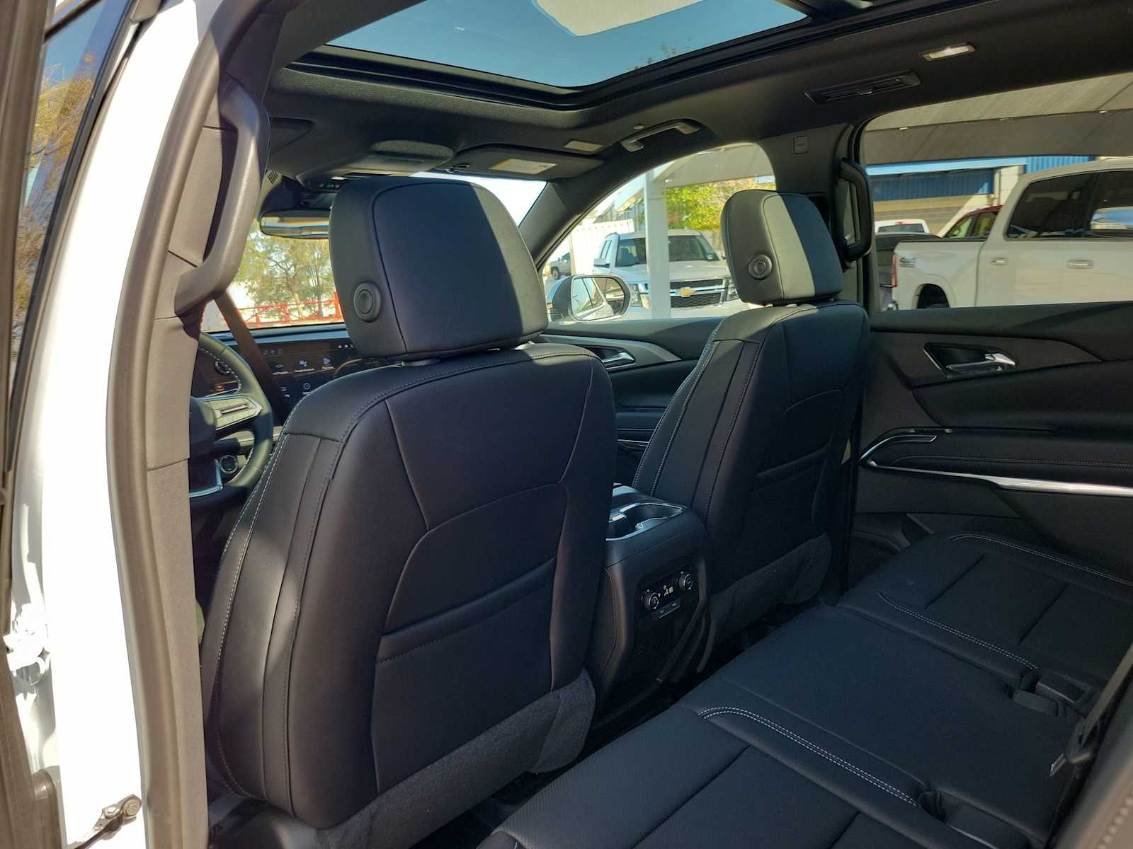 Thumbnail: 2026 Chevrolet Traverse - 12