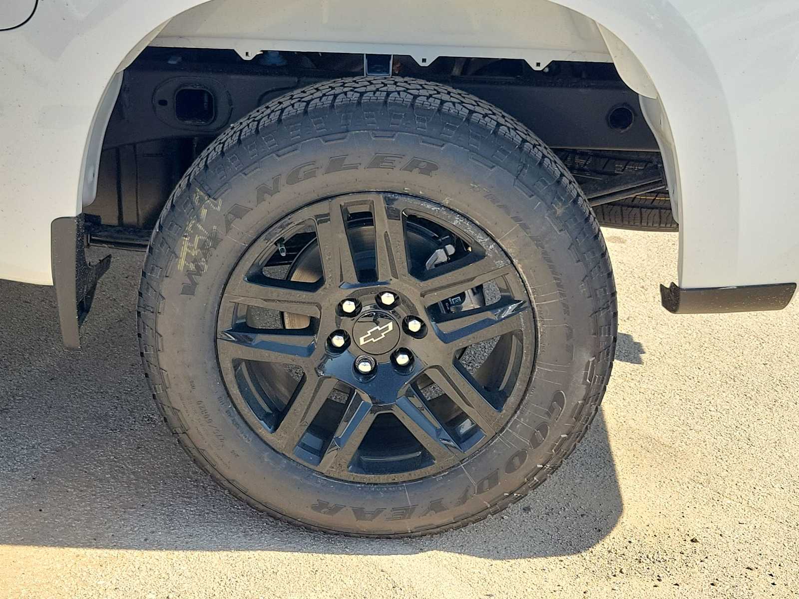 Thumbnail: 2026 Chevrolet Silverado 1500 - 4