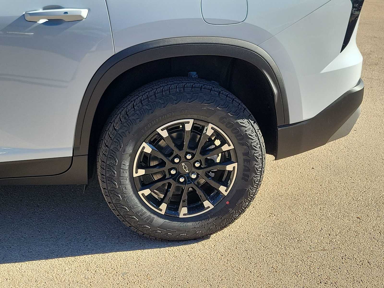 Thumbnail: 2026 Chevrolet Traverse - 8