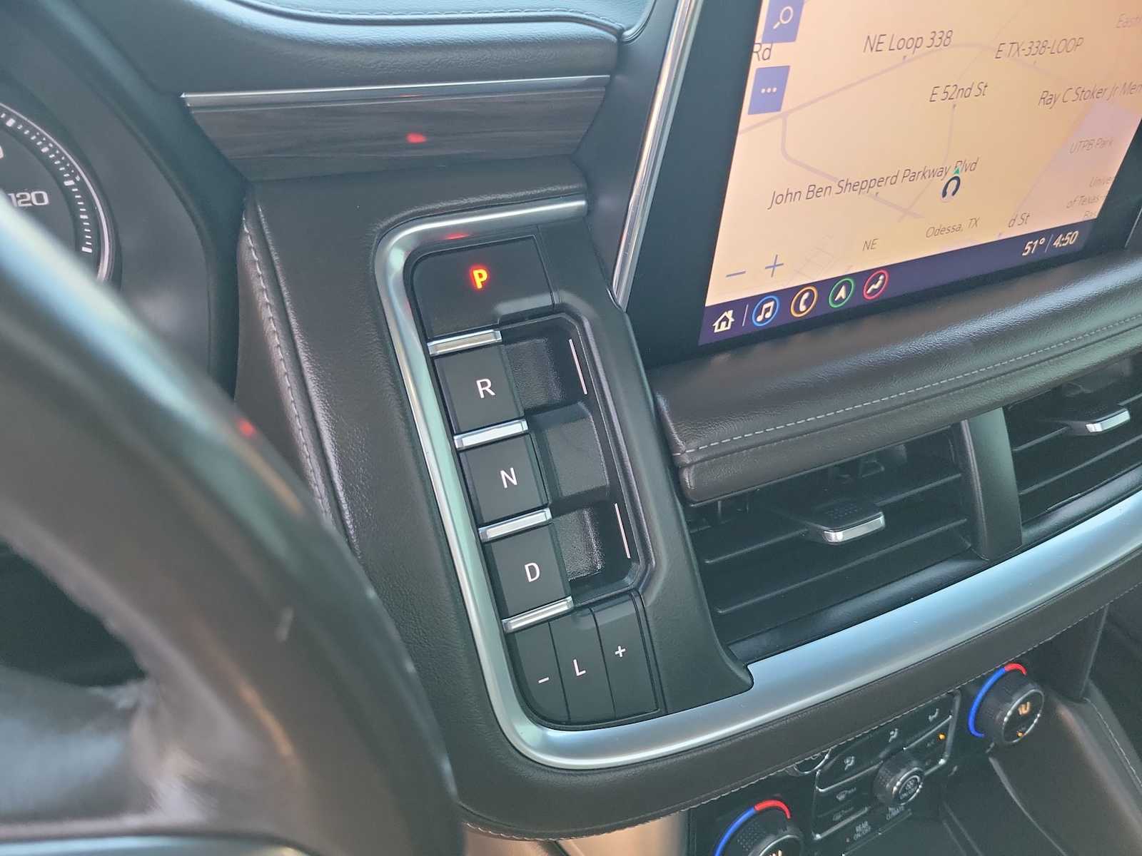 Thumbnail: 2021 Chevrolet Tahoe - 17