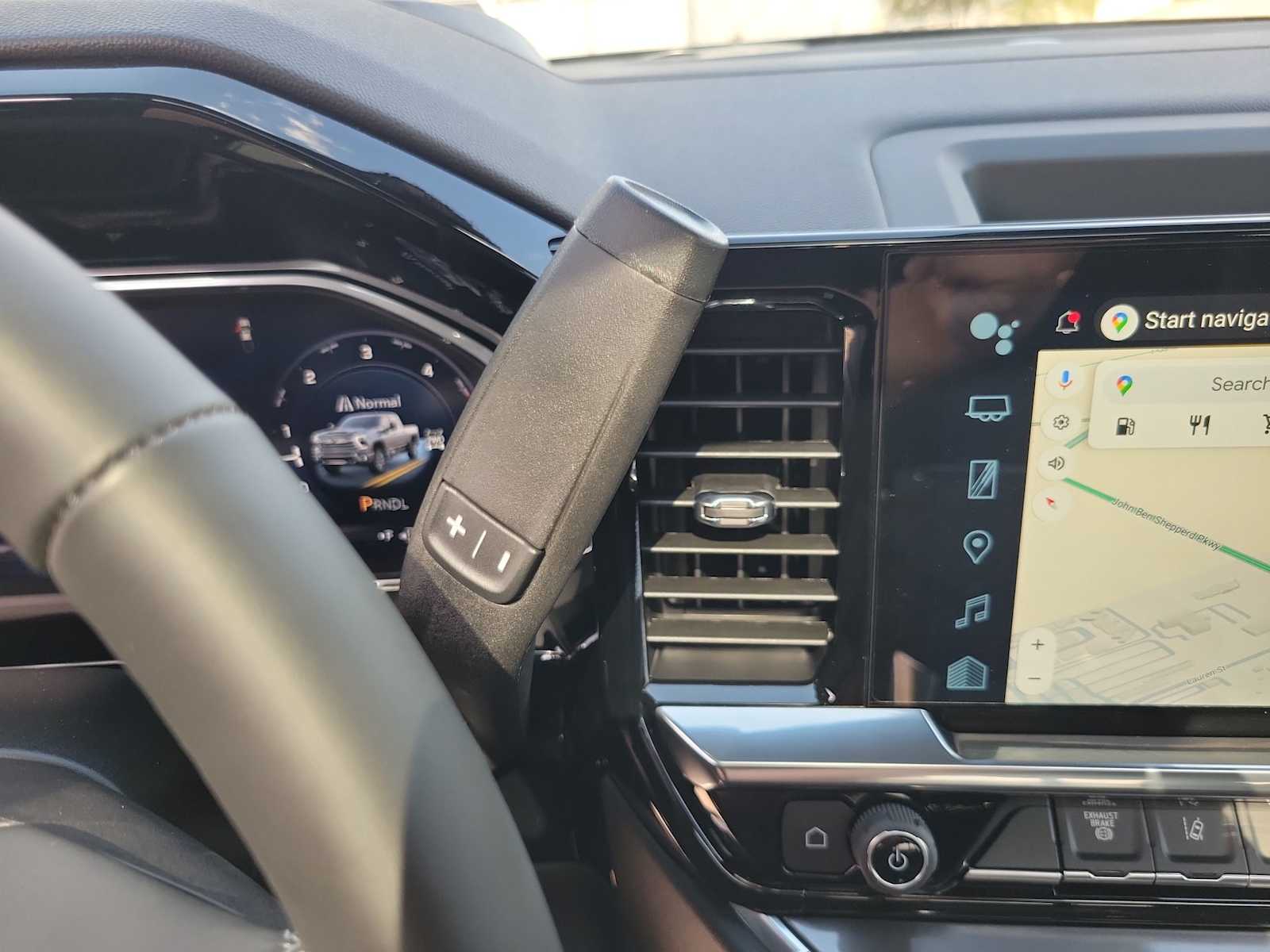 Thumbnail: 2026 Chevrolet Silverado 2500 - 17