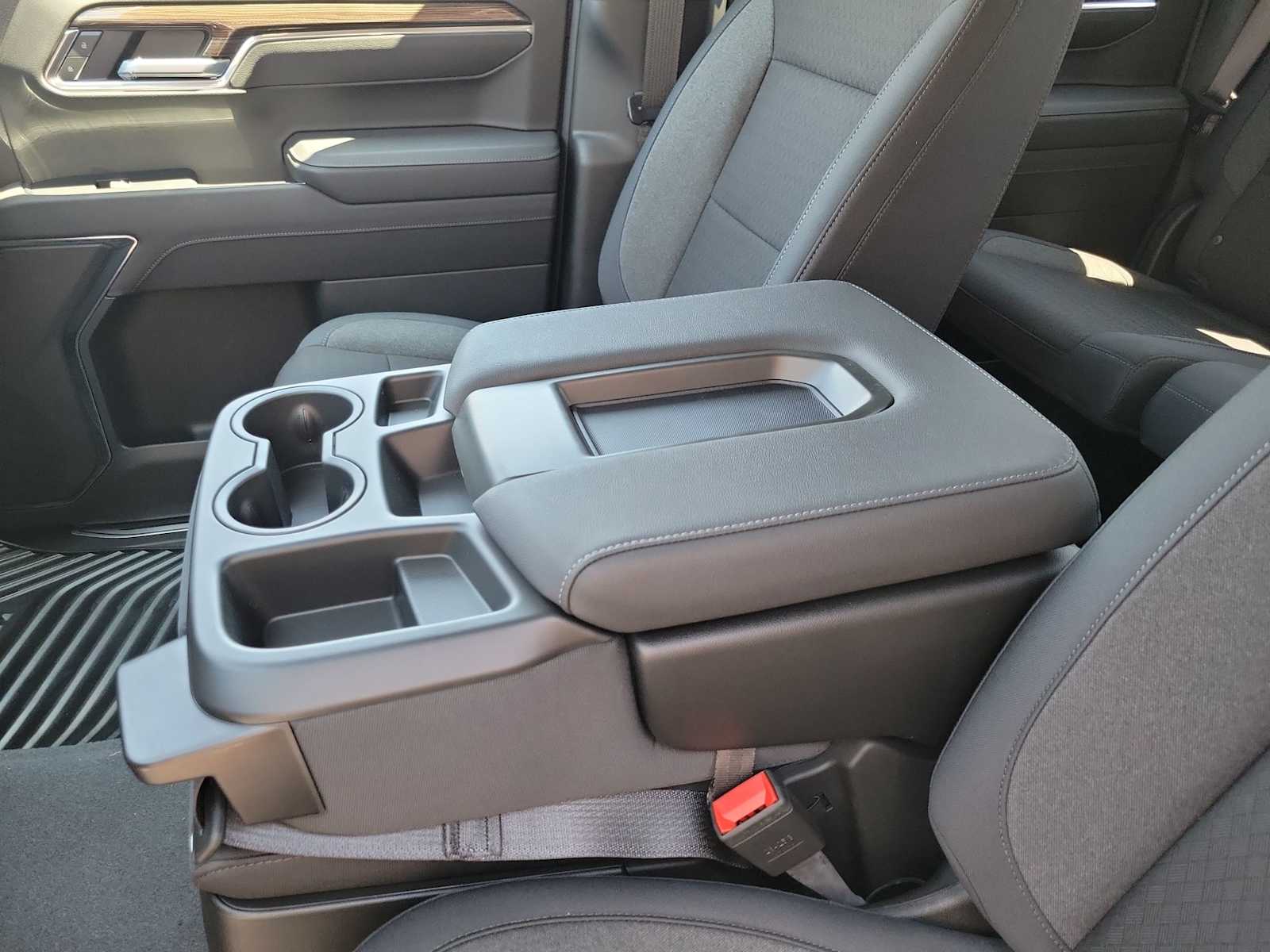 Thumbnail: 2026 Chevrolet Silverado 1500 - 16