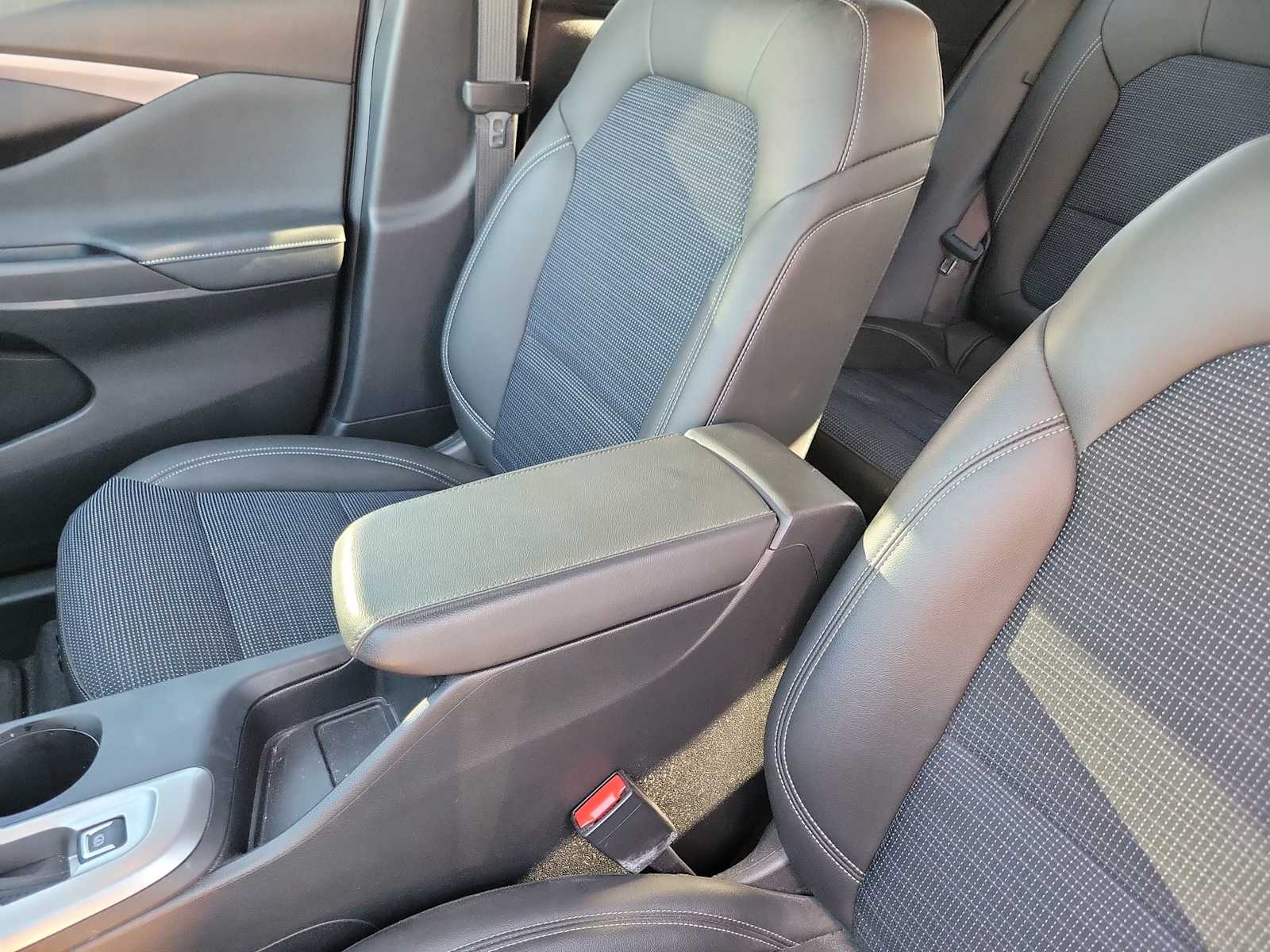 Thumbnail: 2024 Buick Envista - 16