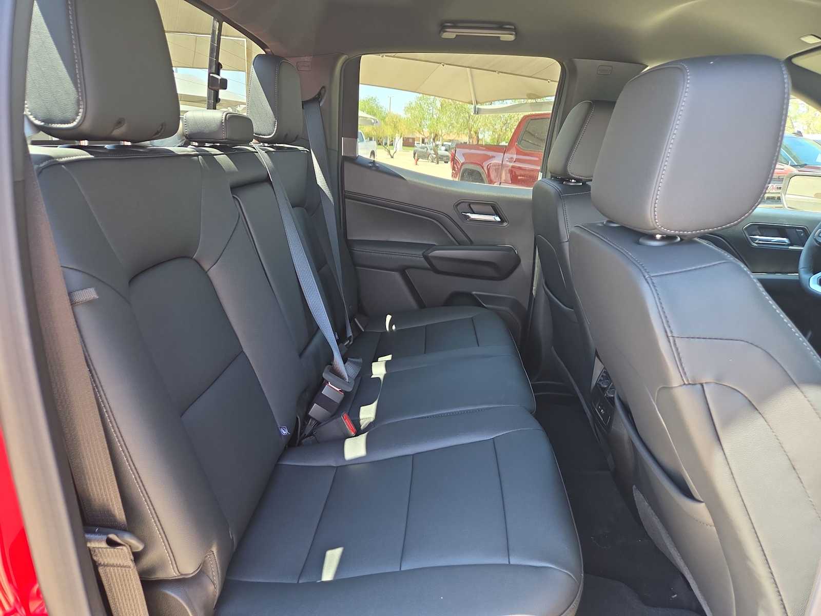 Thumbnail: 2026 Chevrolet Colorado - 17