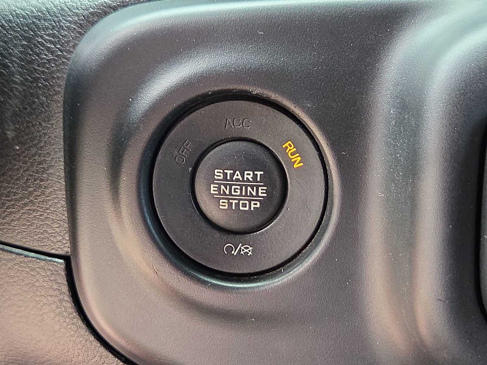 Thumbnail: 2020 Jeep Gladiator - 22