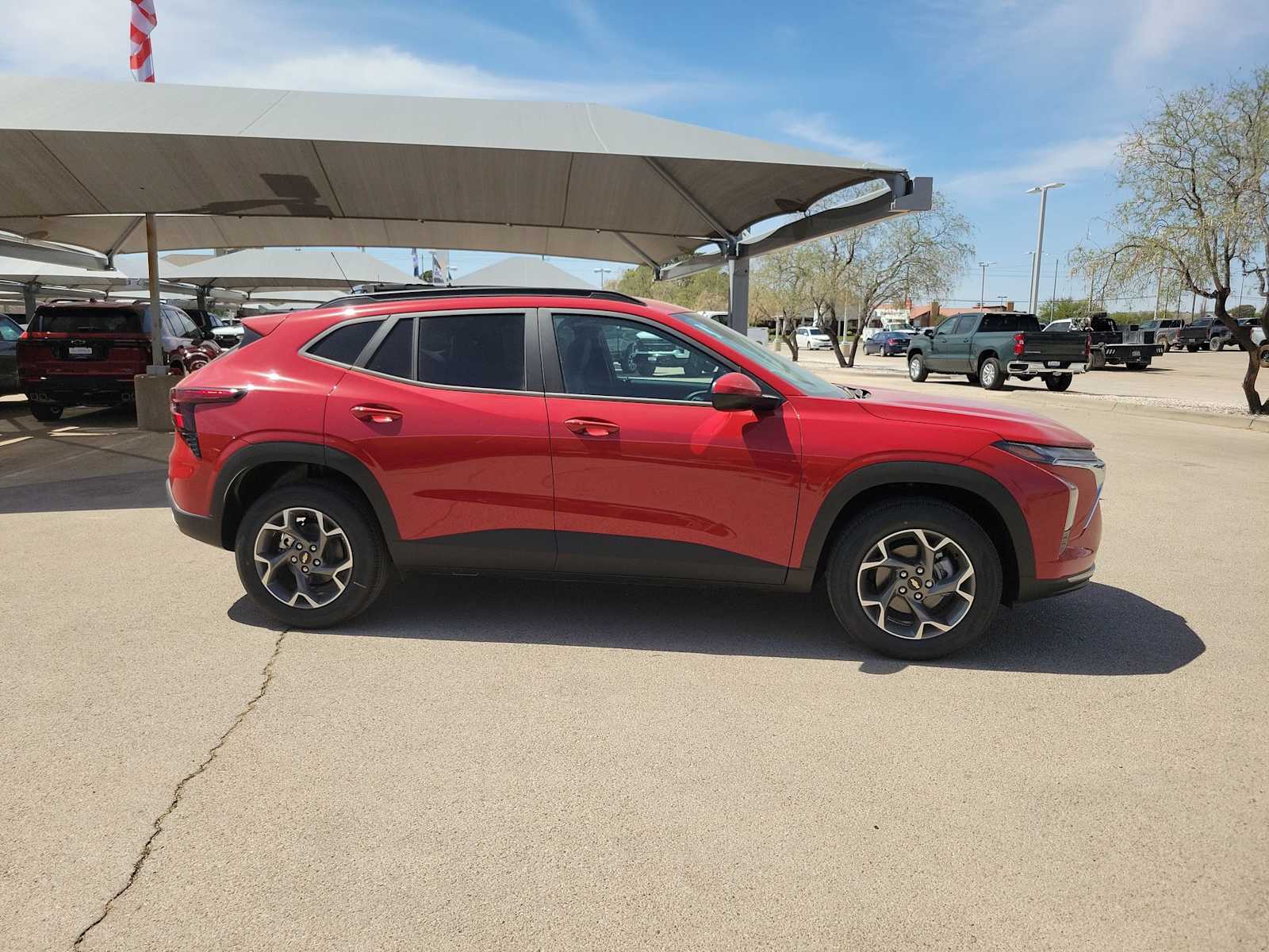 Thumbnail: 2026 Chevrolet Trax - 9