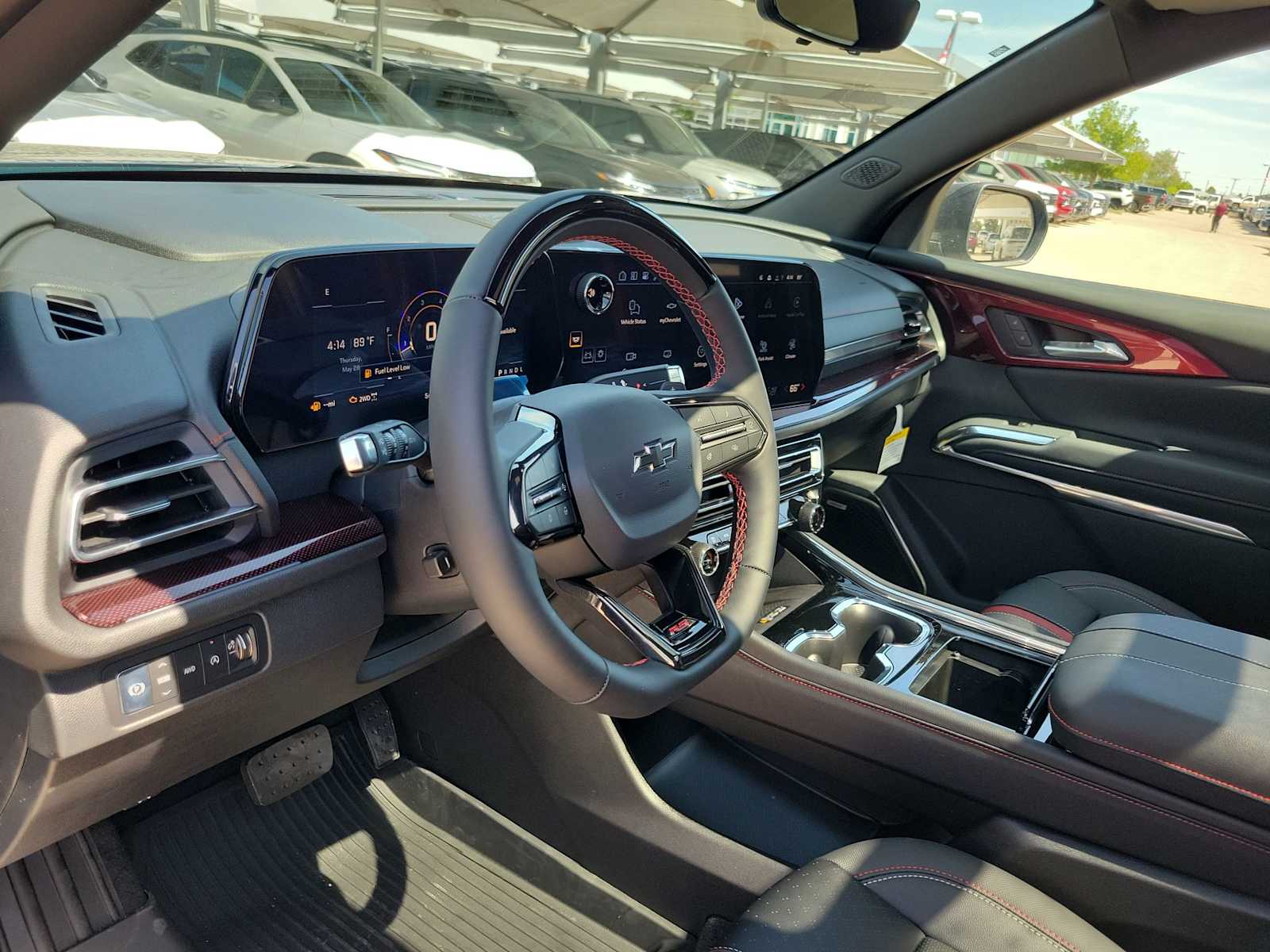 Thumbnail: 2026 Chevrolet Traverse - 10