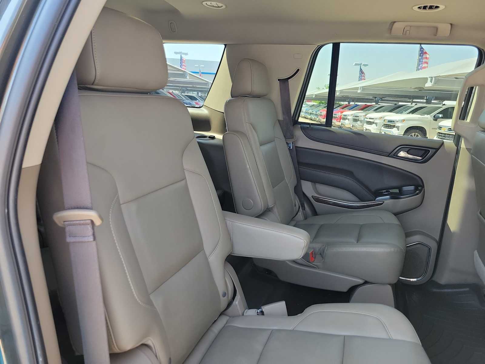 Thumbnail: 2019 Chevrolet Tahoe - 13
