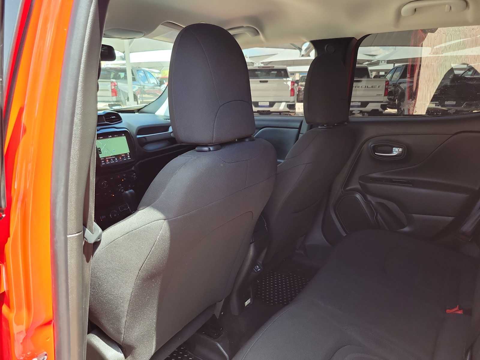 Thumbnail: 2022 Jeep Renegade - 12