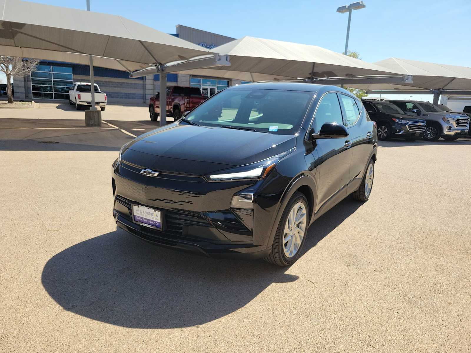 Thumbnail: 2027 Chevrolet Bolt EV - 4