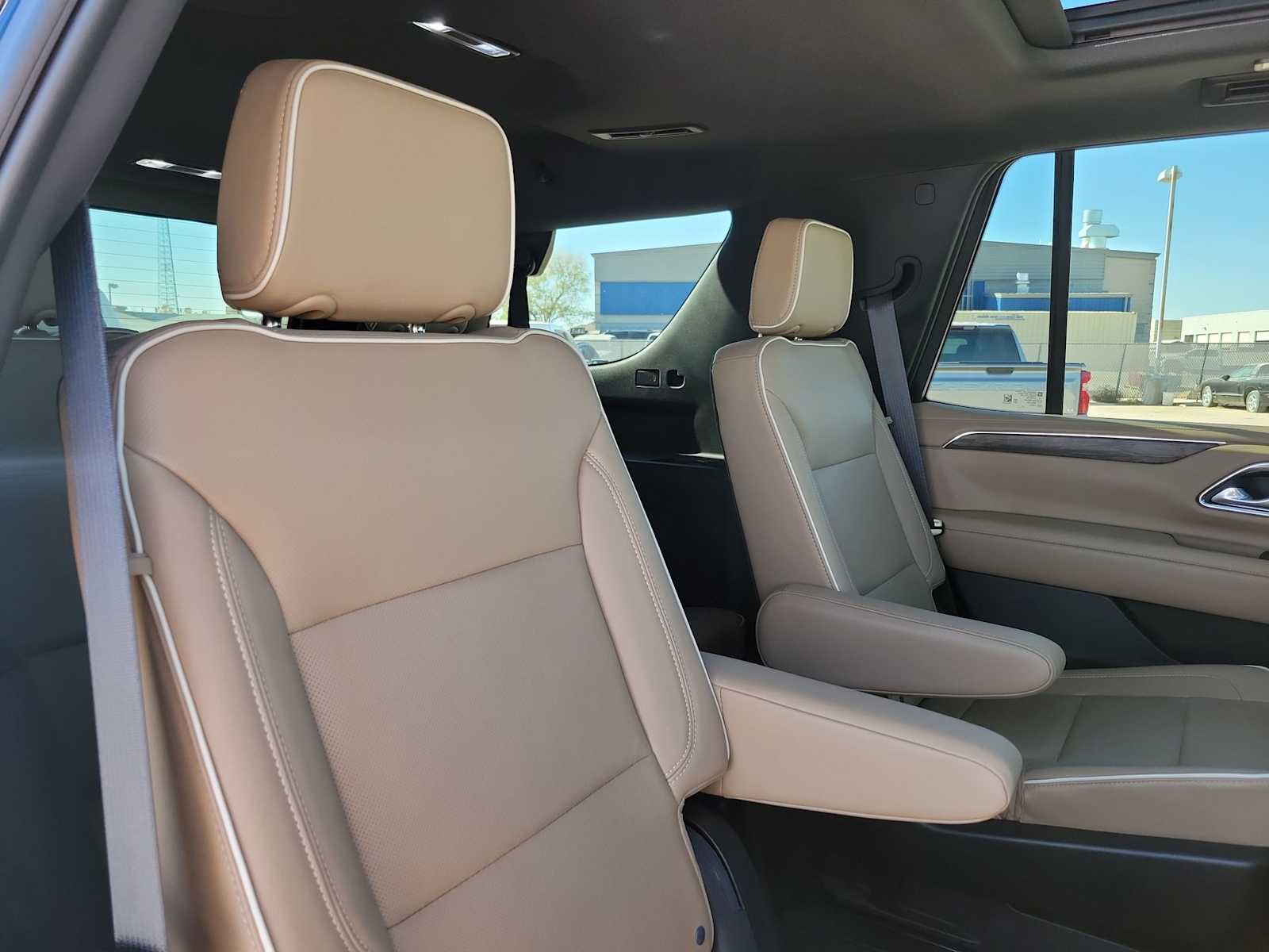 Thumbnail: 2023 Chevrolet Tahoe - 13