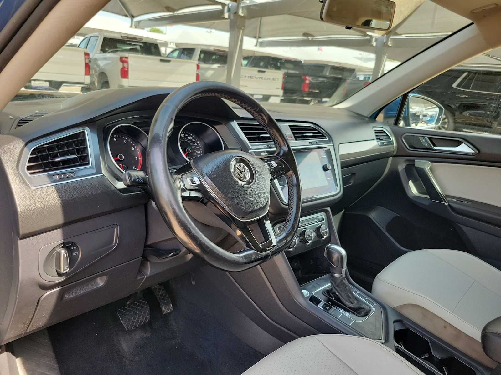 Thumbnail: 2018 Volkswagen Tiguan - 2