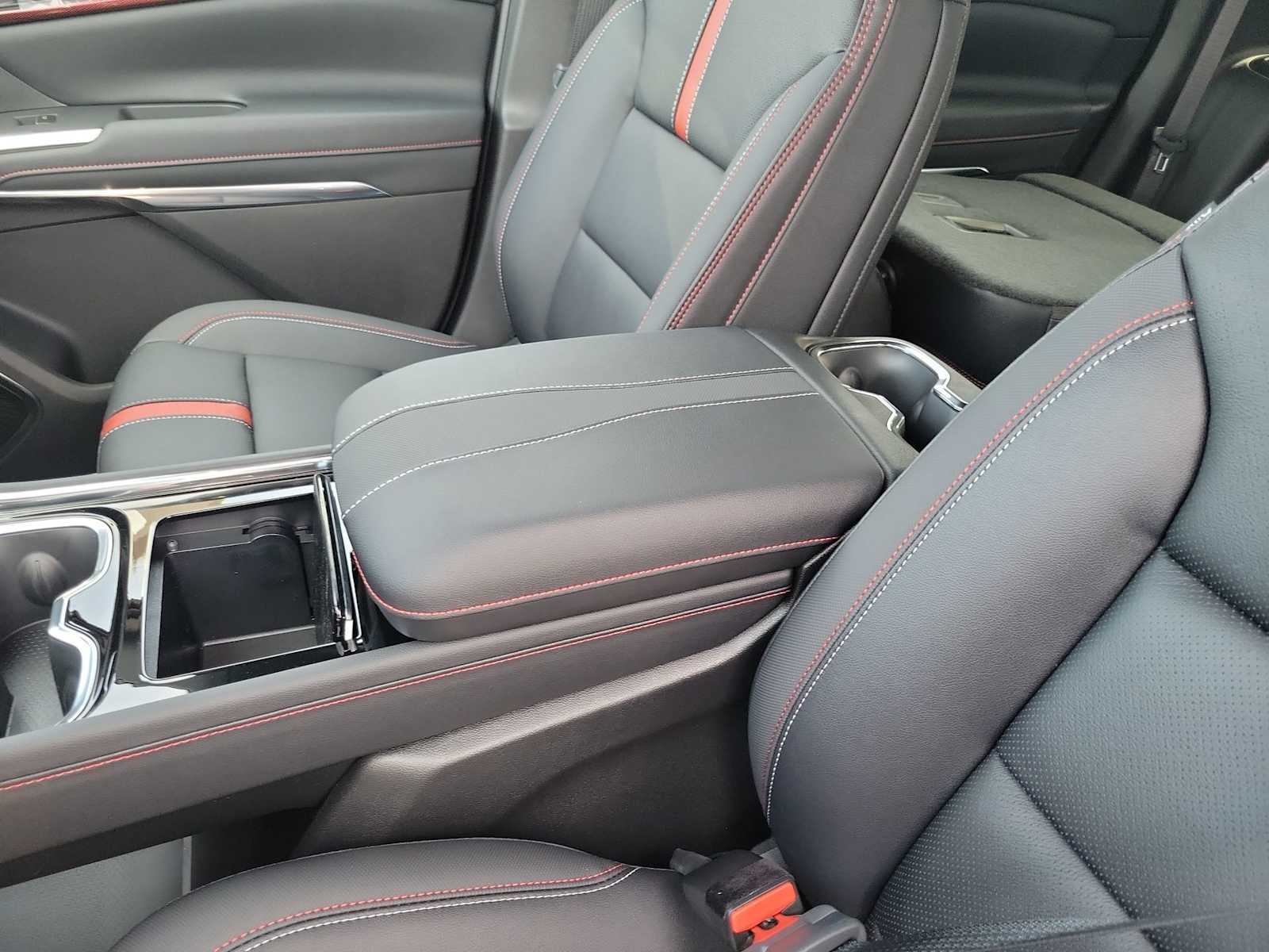 Thumbnail: 2026 Chevrolet Traverse - 12