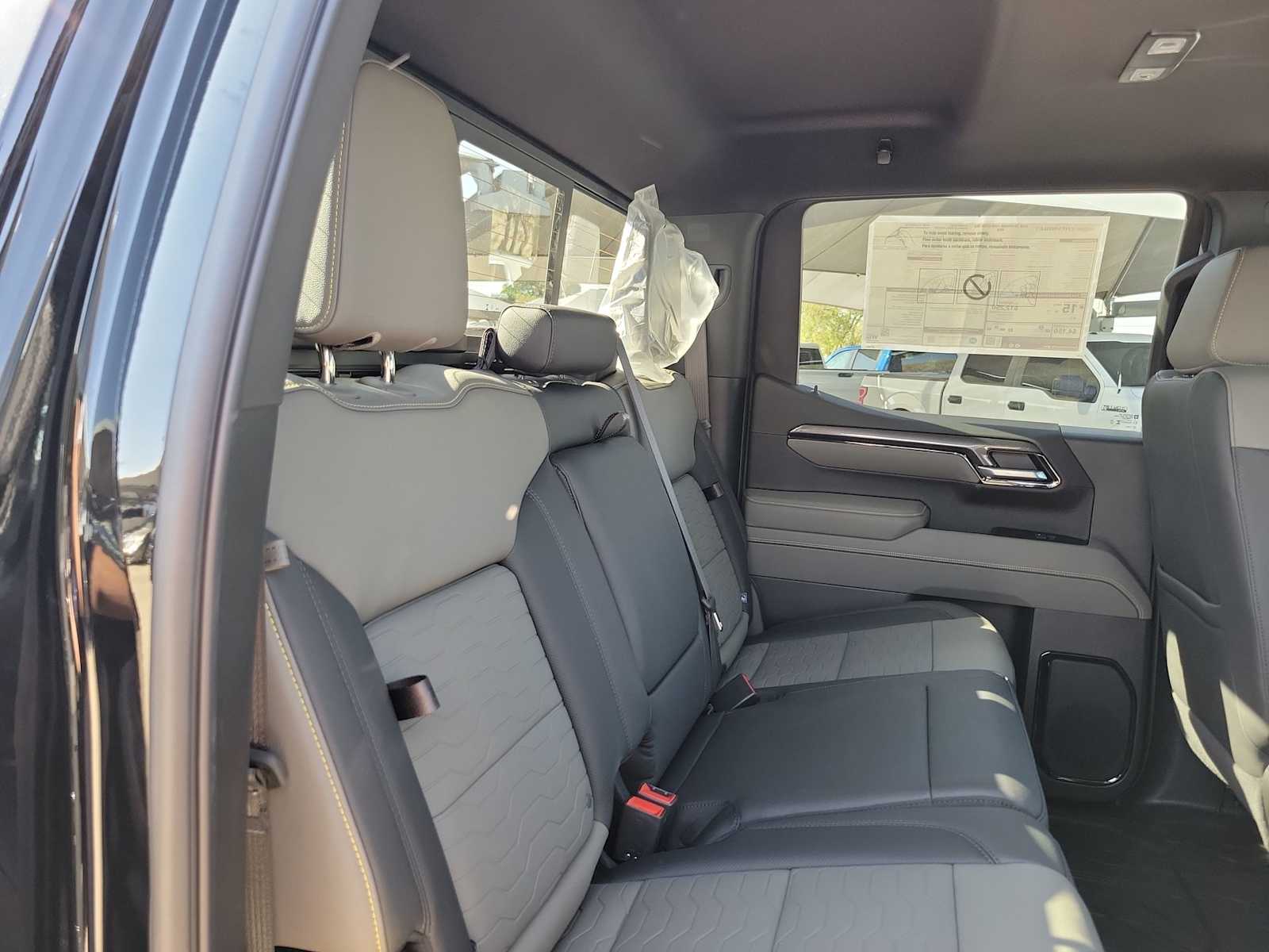 Thumbnail: 2026 Chevrolet Silverado 1500 - 13