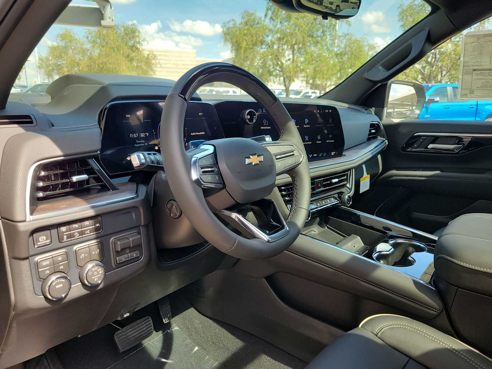 Thumbnail: 2026 Chevrolet Suburban - 2