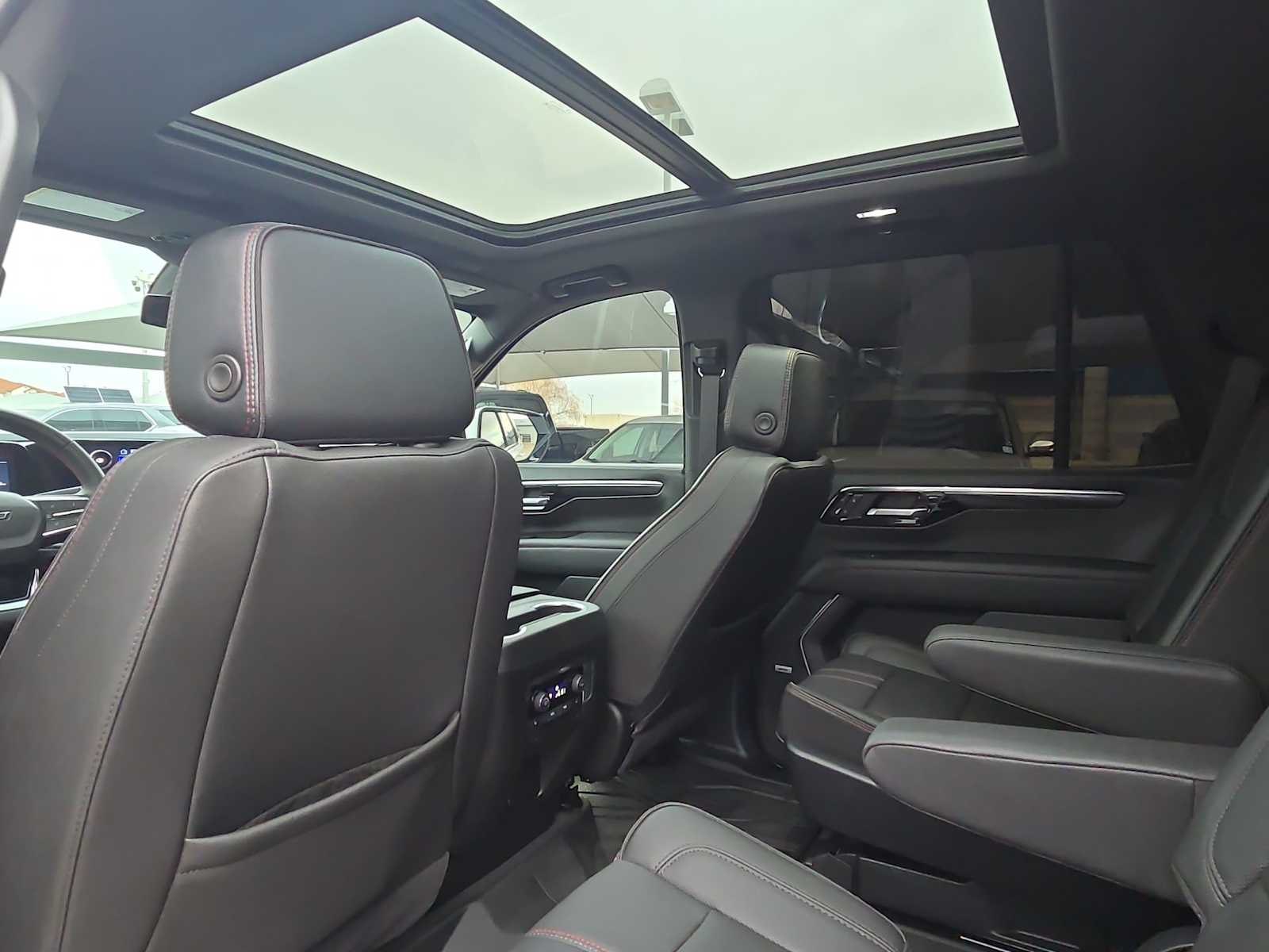 Thumbnail: 2025 Chevrolet Tahoe - 11