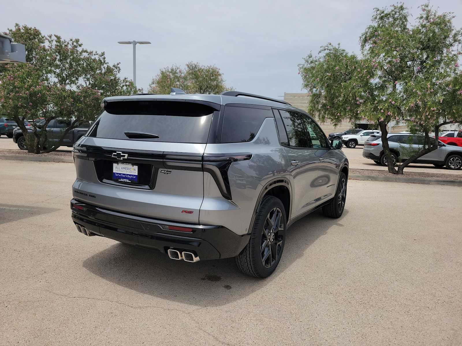Thumbnail: 2026 Chevrolet Traverse - 8