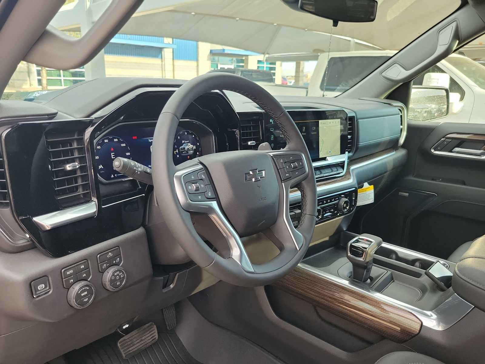 Thumbnail: 2026 Chevrolet Silverado 1500 - 2