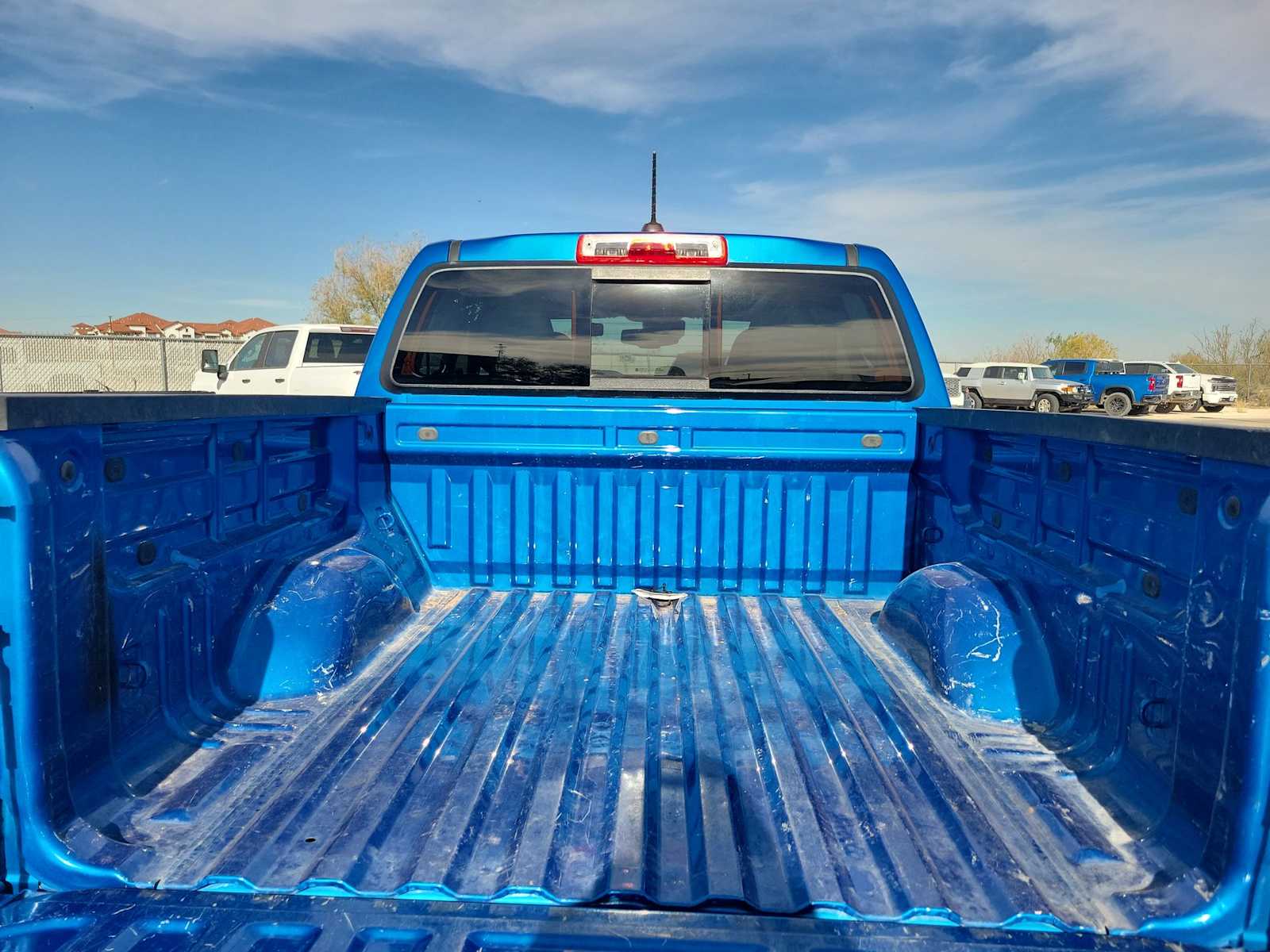 Thumbnail: 2022 Chevrolet Colorado - 19