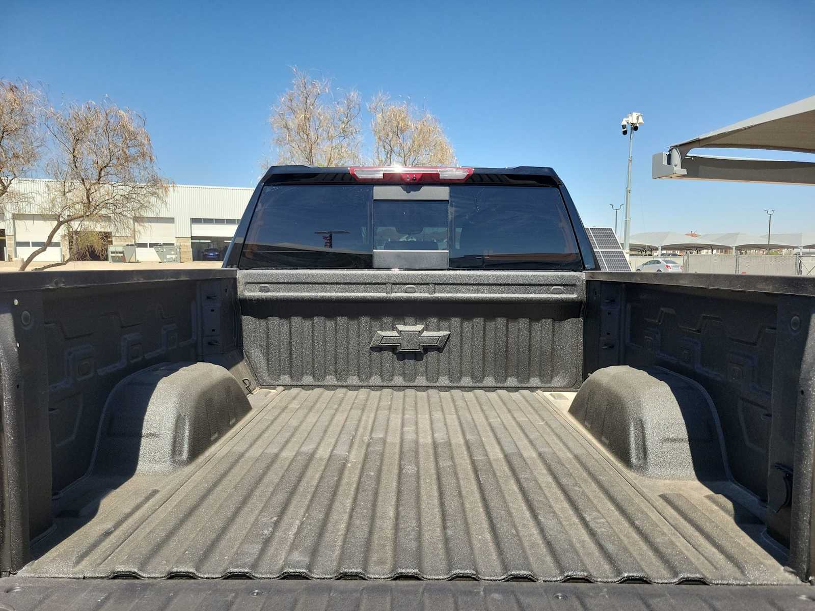 Thumbnail: 2026 Chevrolet Silverado 1500 - 23