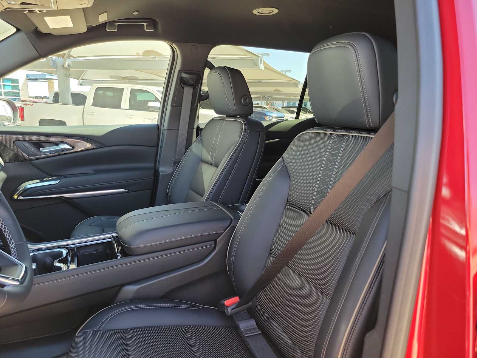 Thumbnail: 2026 Chevrolet Traverse - 15