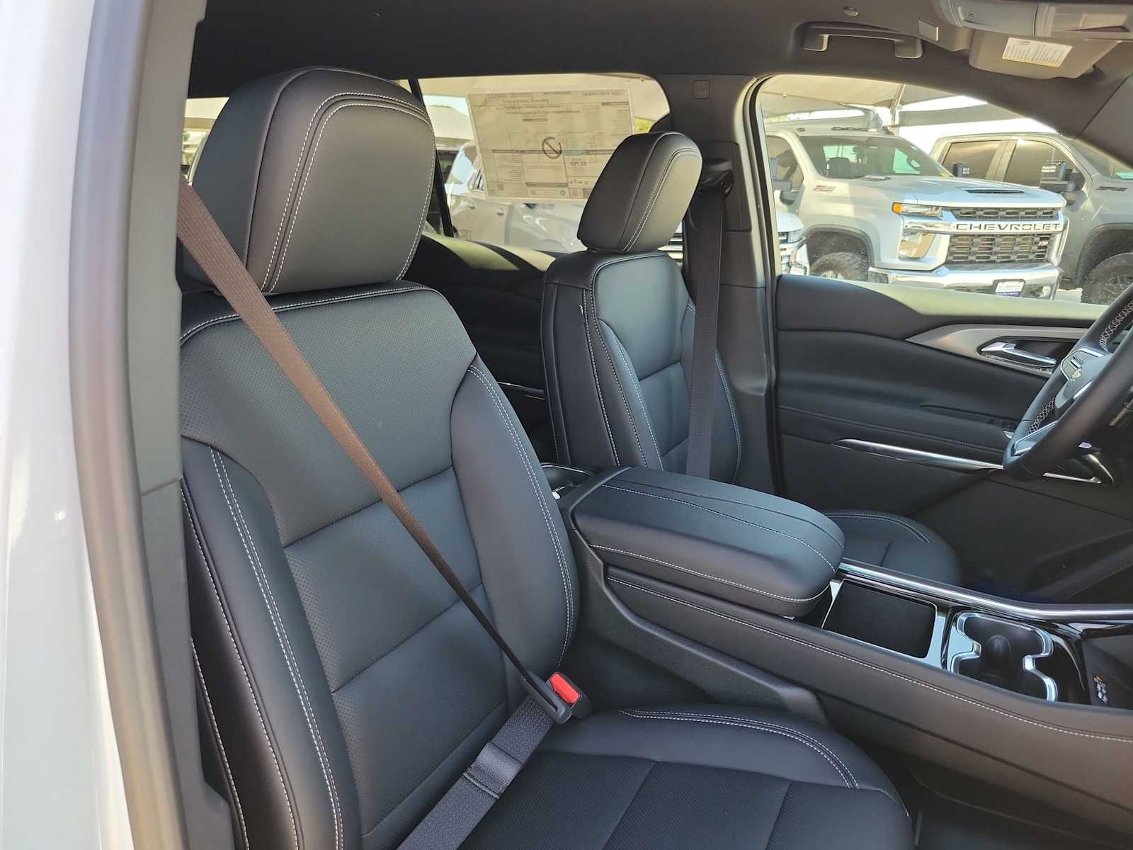 Thumbnail: 2026 Chevrolet Traverse - 14