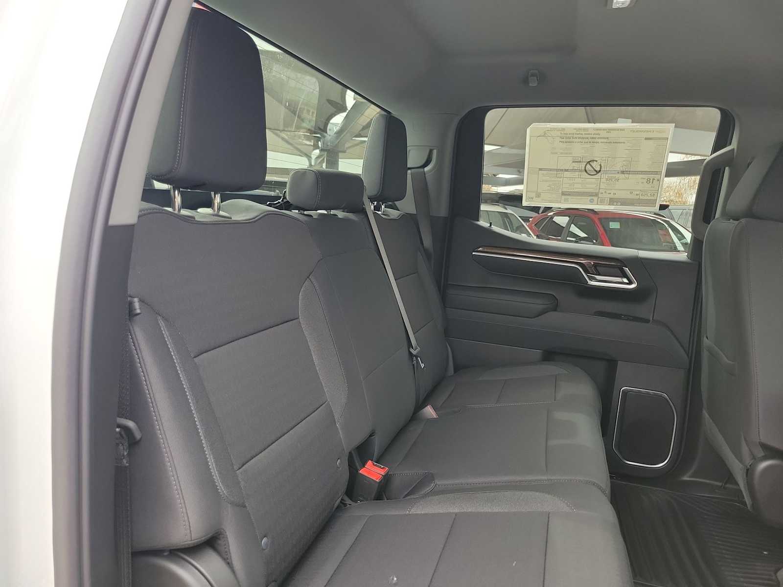 Thumbnail: 2026 Chevrolet Silverado 1500 - 9