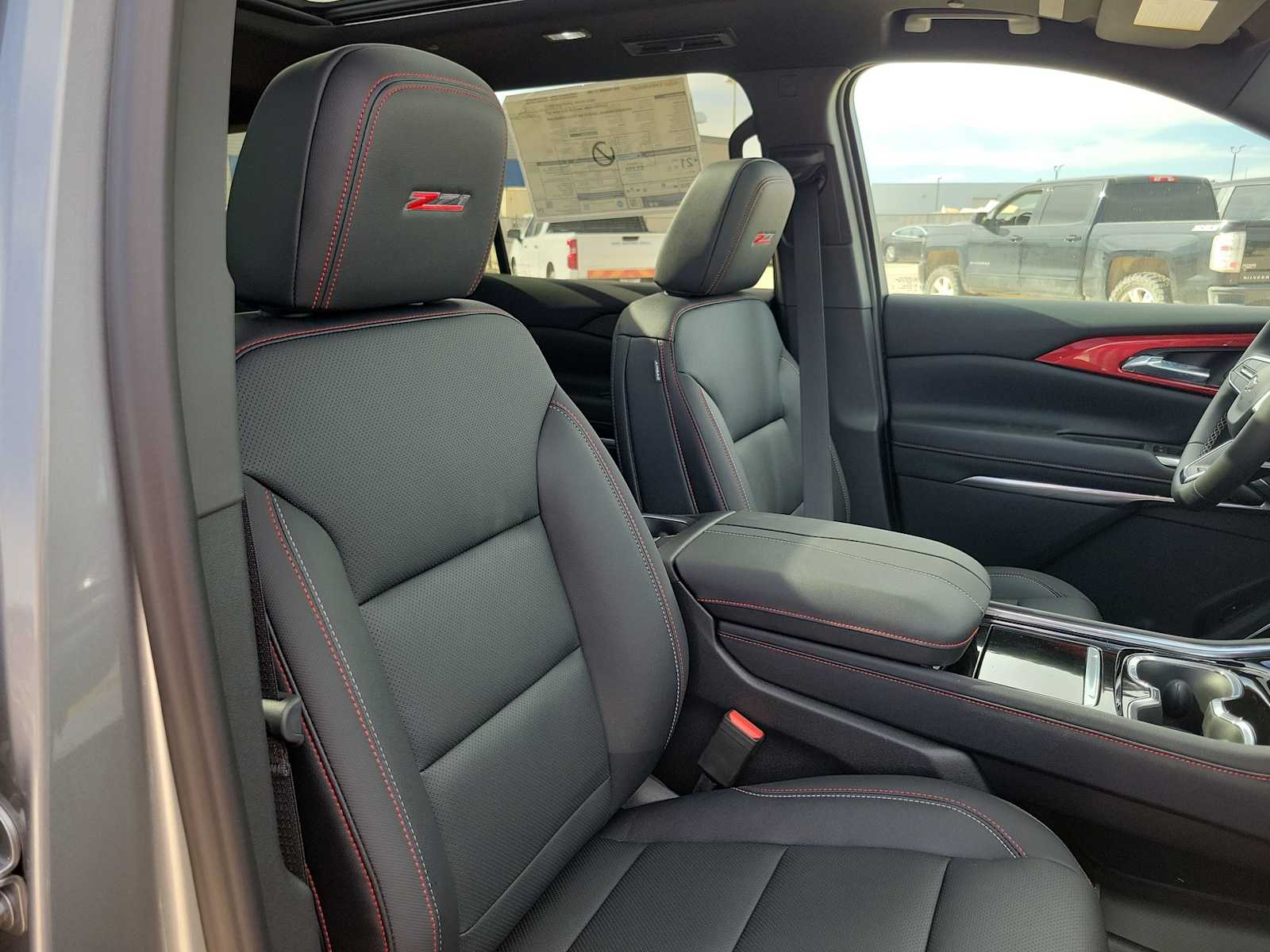 Thumbnail: 2026 Chevrolet Traverse - 10