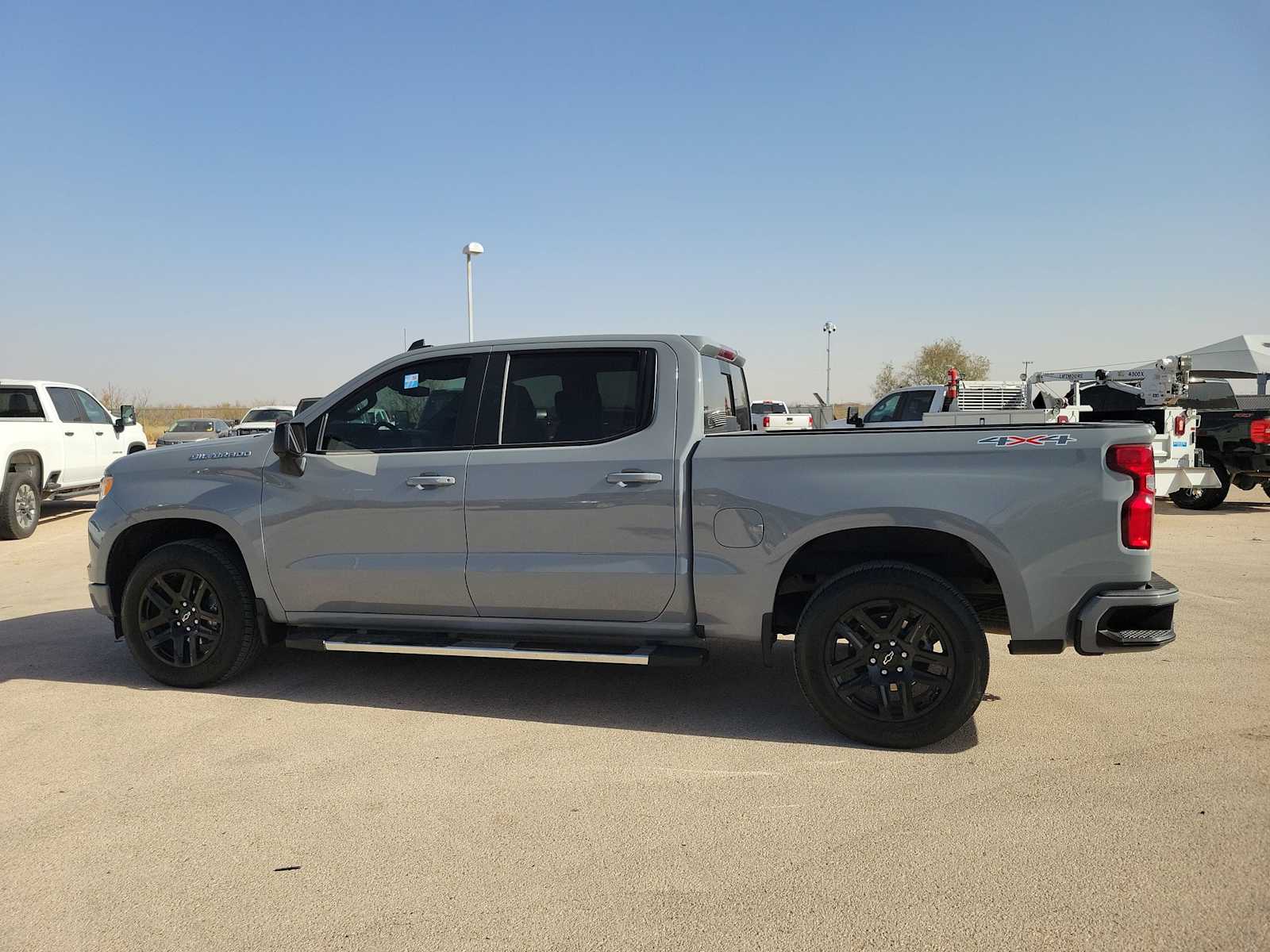 Thumbnail: 2024 Chevrolet Silverado 1500 - 3