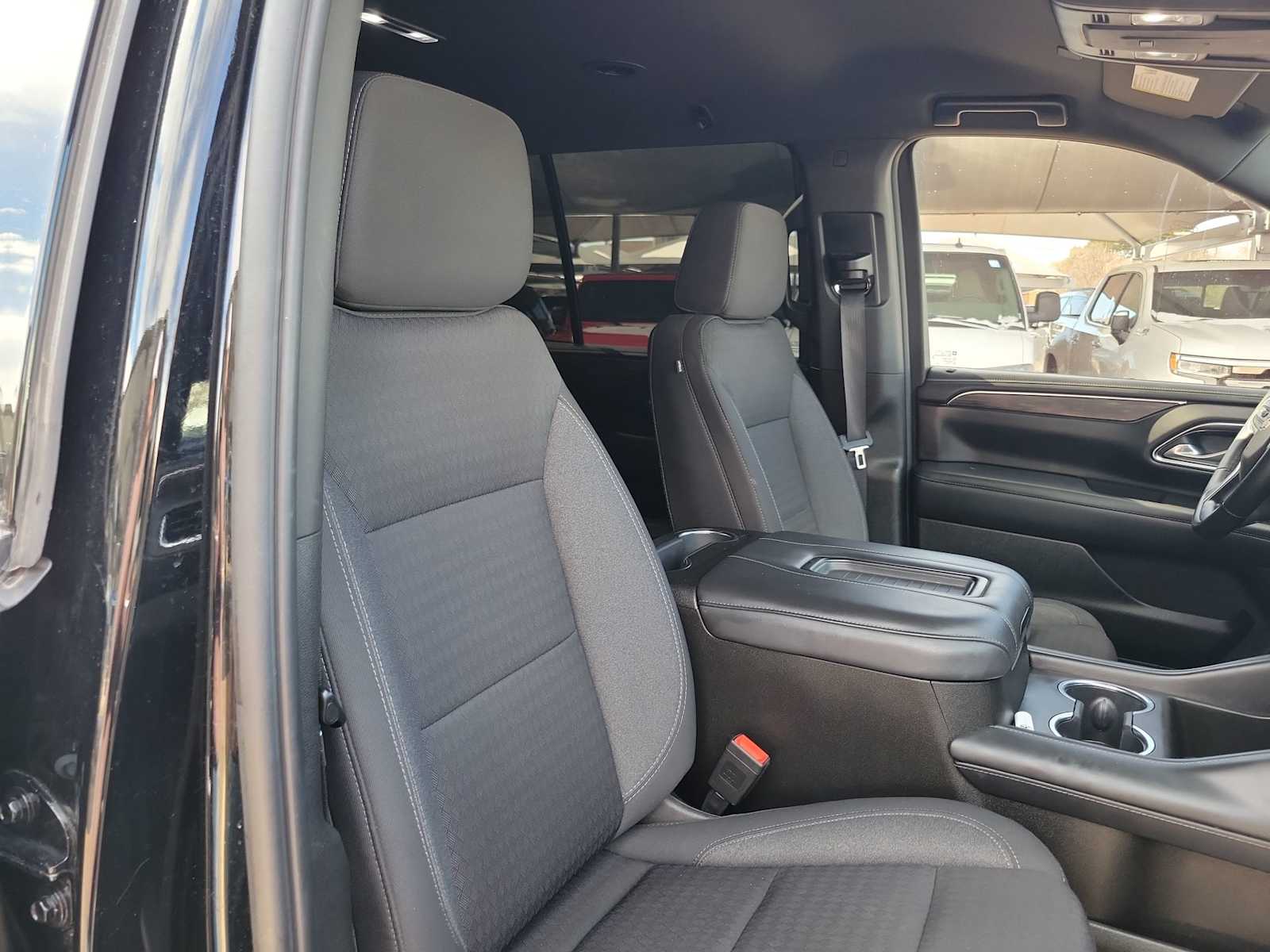 Thumbnail: 2023 Chevrolet Tahoe - 10