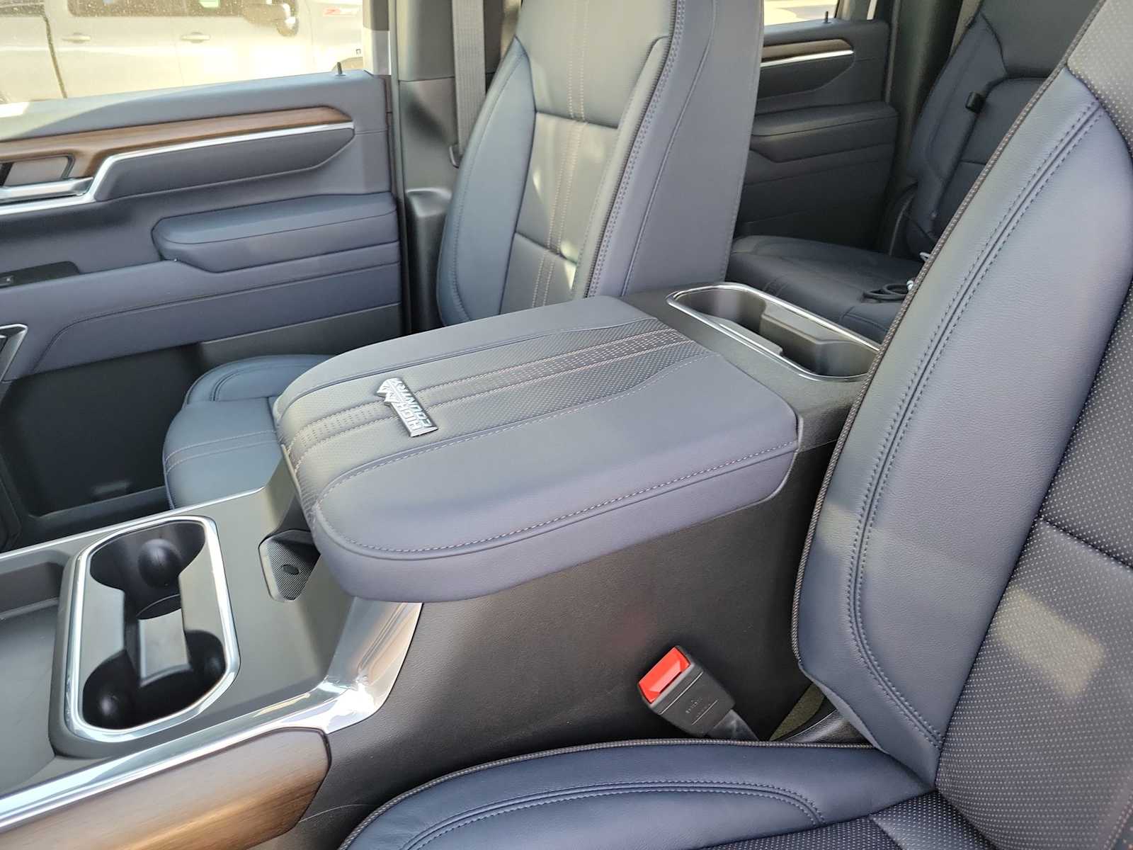 Thumbnail: 2026 Chevrolet Silverado 2500 - 16