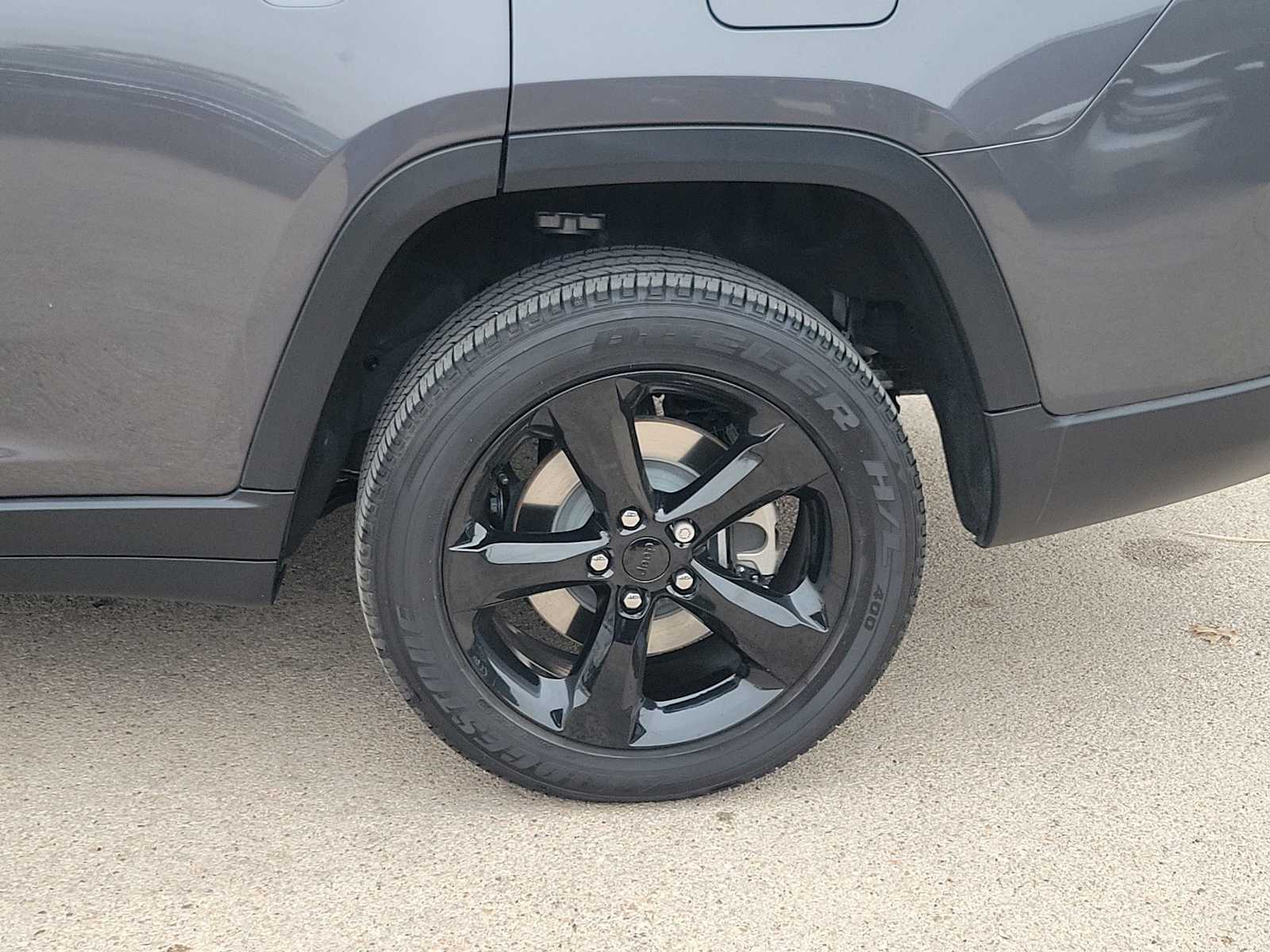 Thumbnail: 2025 Jeep Grand Cherokee L - 8