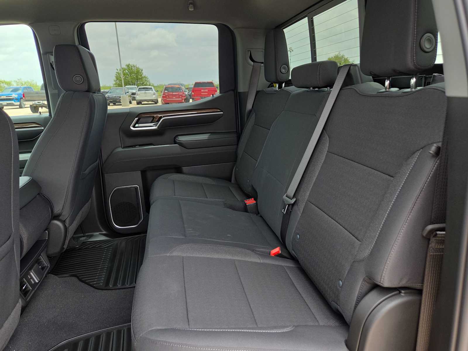 Thumbnail: 2026 Chevrolet Silverado 1500 - 16