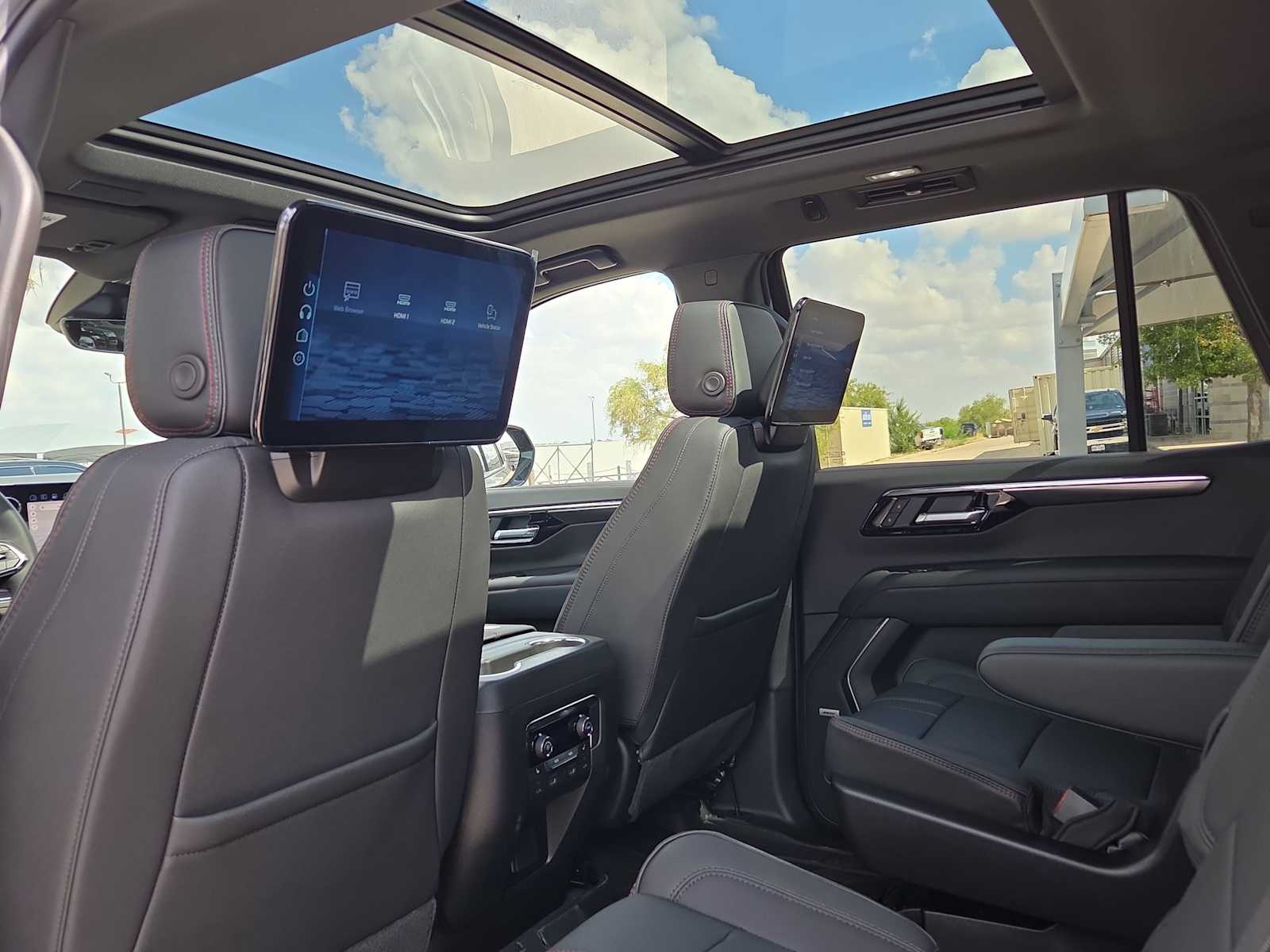 Thumbnail: 2026 Chevrolet Tahoe - 11