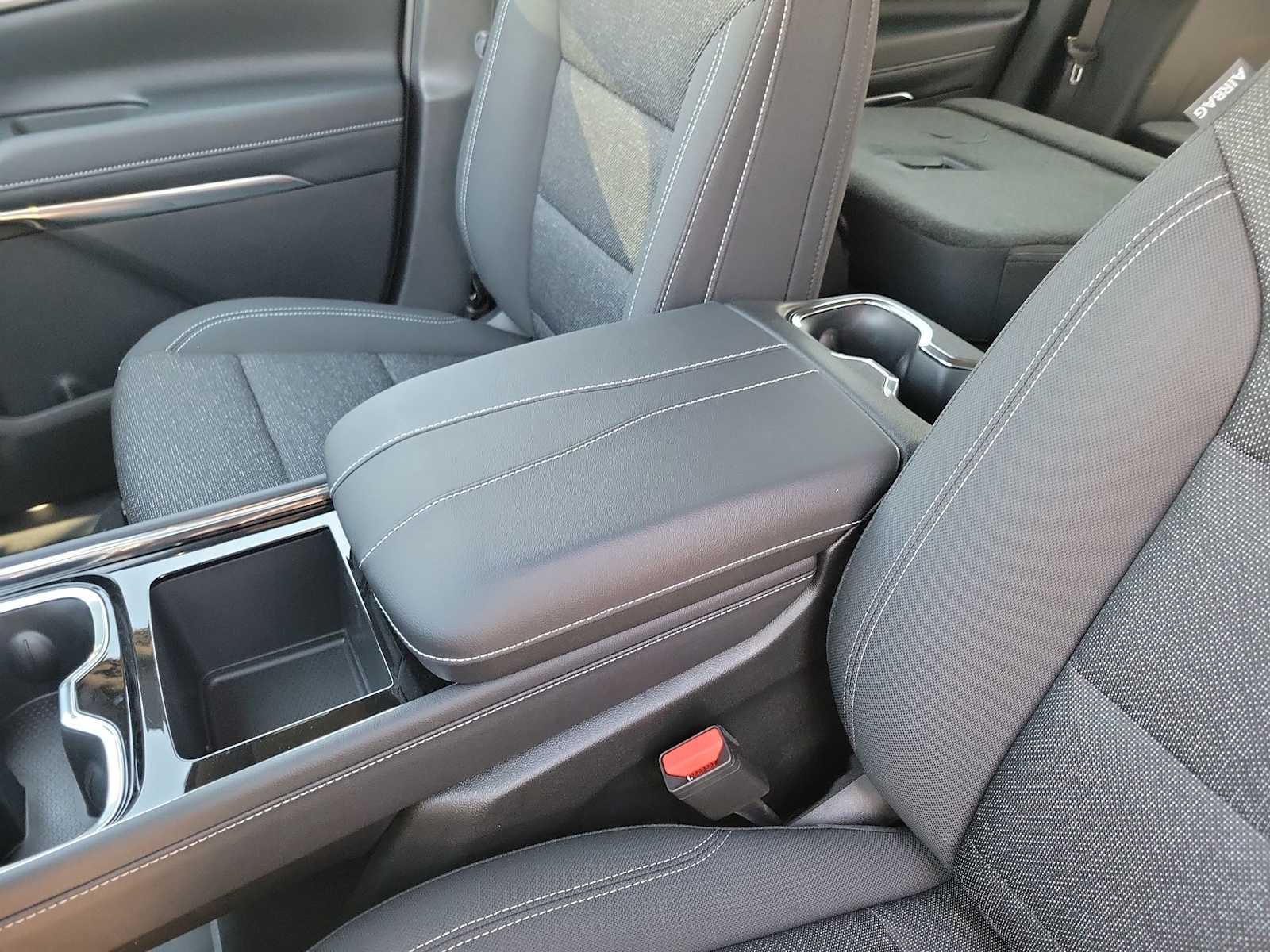 Thumbnail: 2026 Chevrolet Traverse - 16