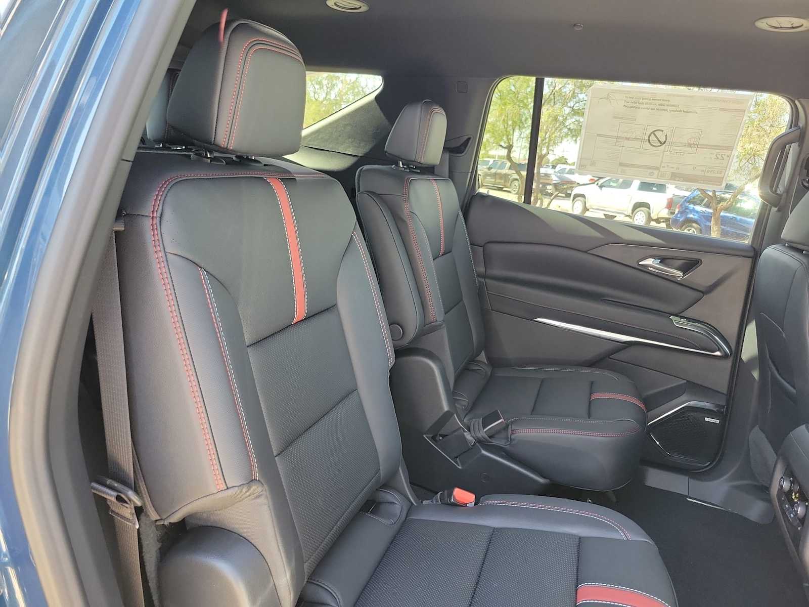 Thumbnail: 2026 Chevrolet Traverse - 13