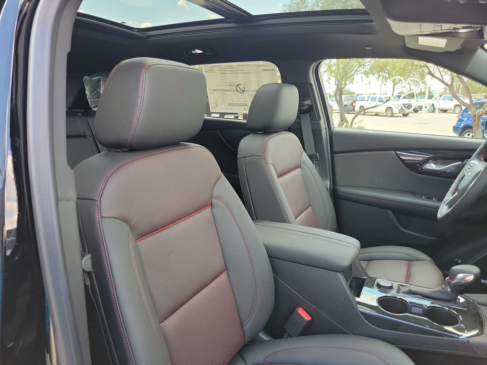 Thumbnail: 2025 Chevrolet Blazer - 14